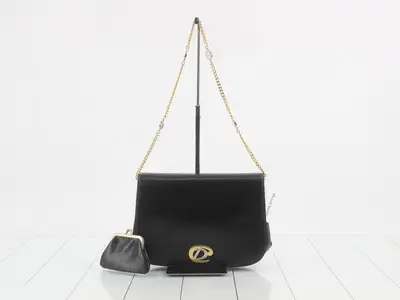 Chain shoulder bag