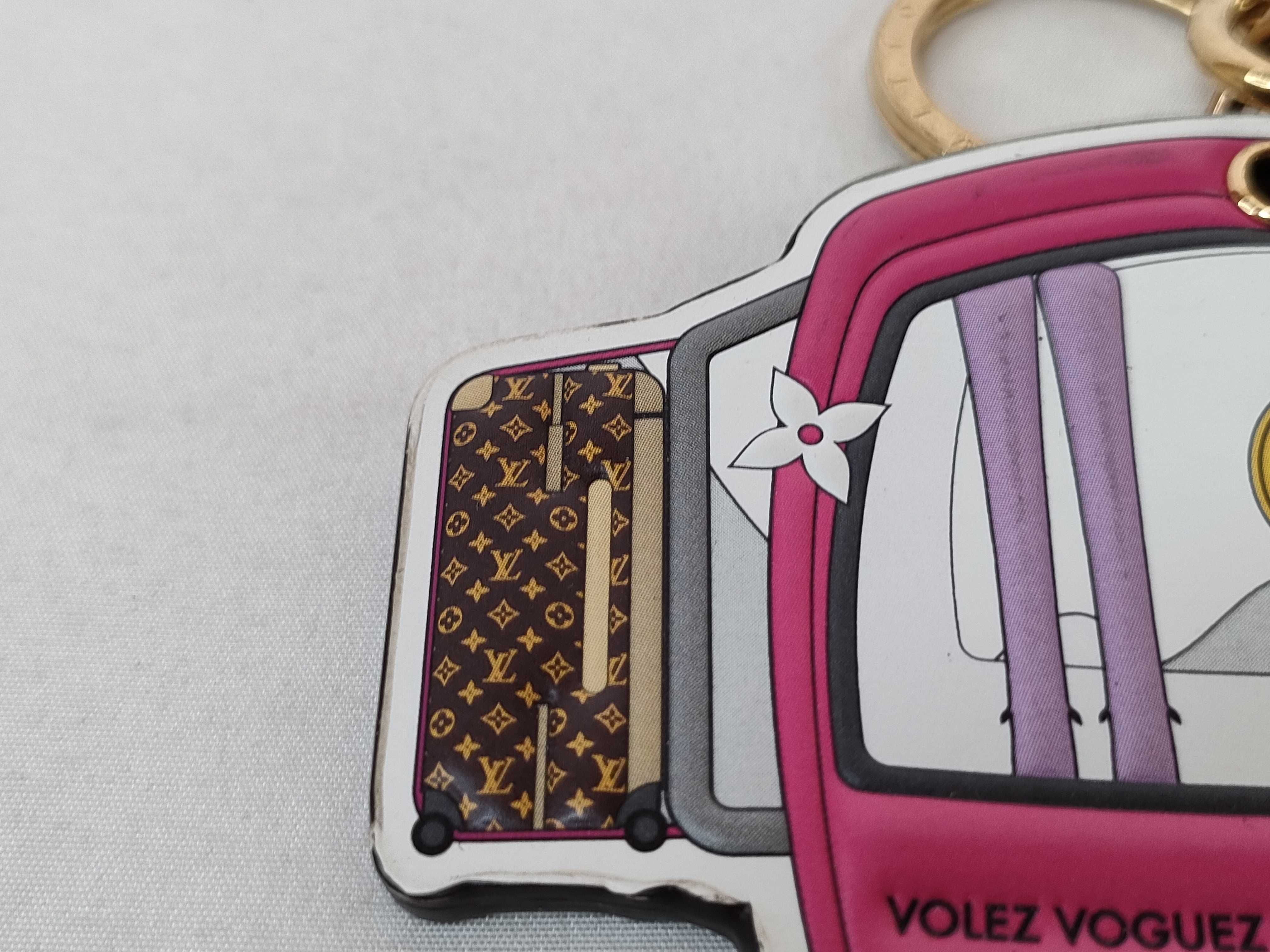 M68653 Vivienne Charm — view 8