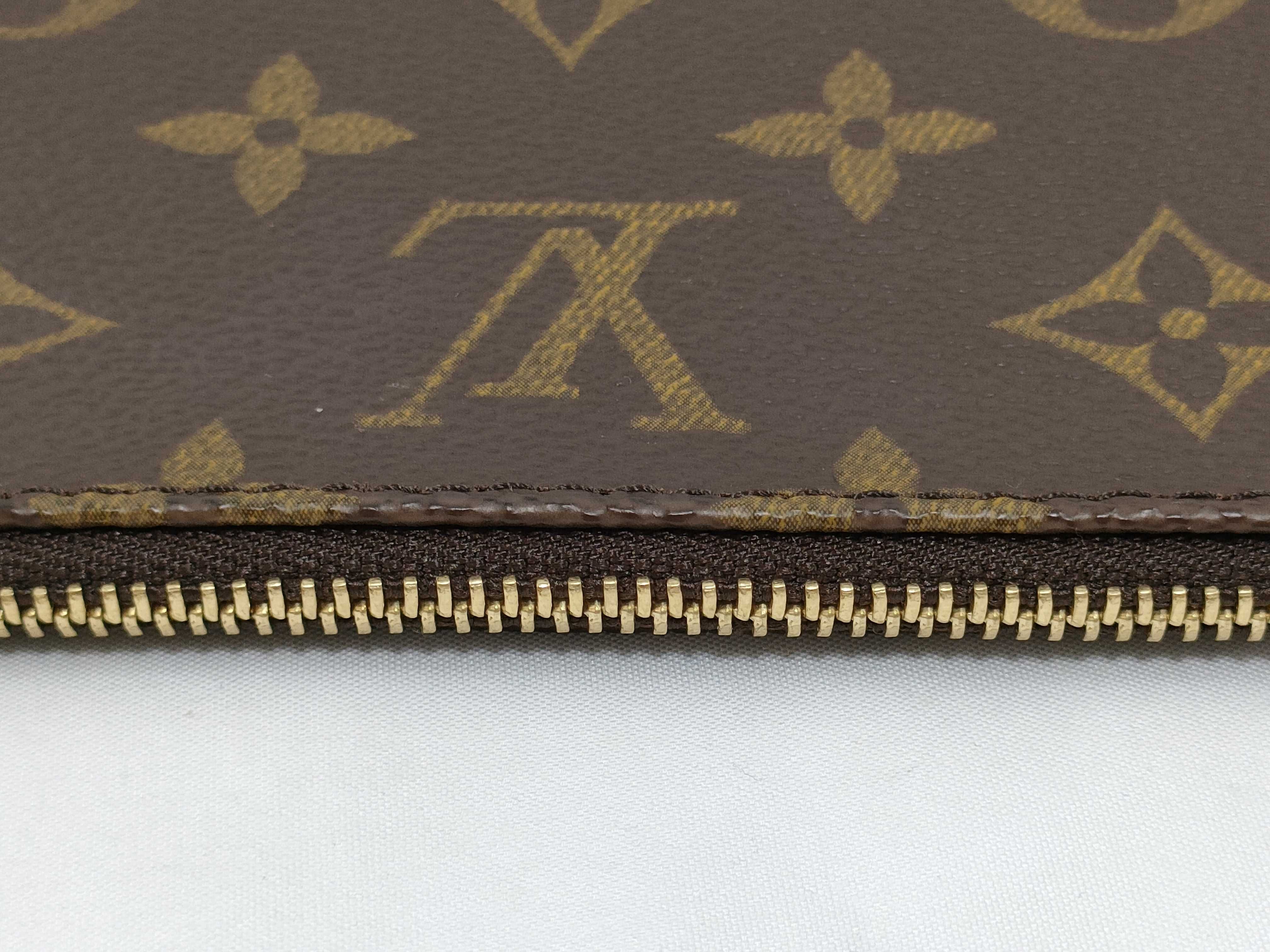 Monogram Accessoires Pouch — view 9