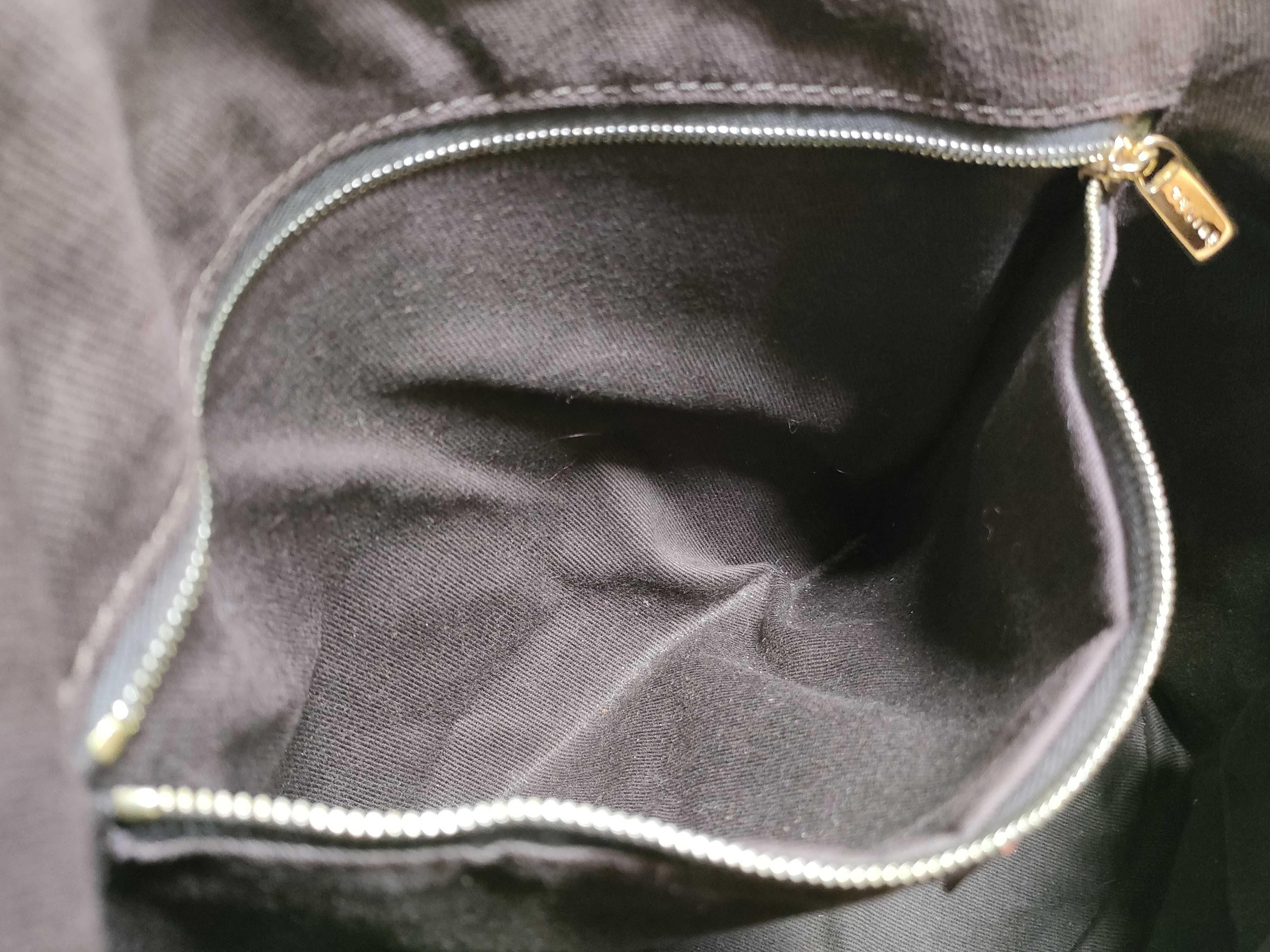 One-Shoulder Shoulder Bag — view 10