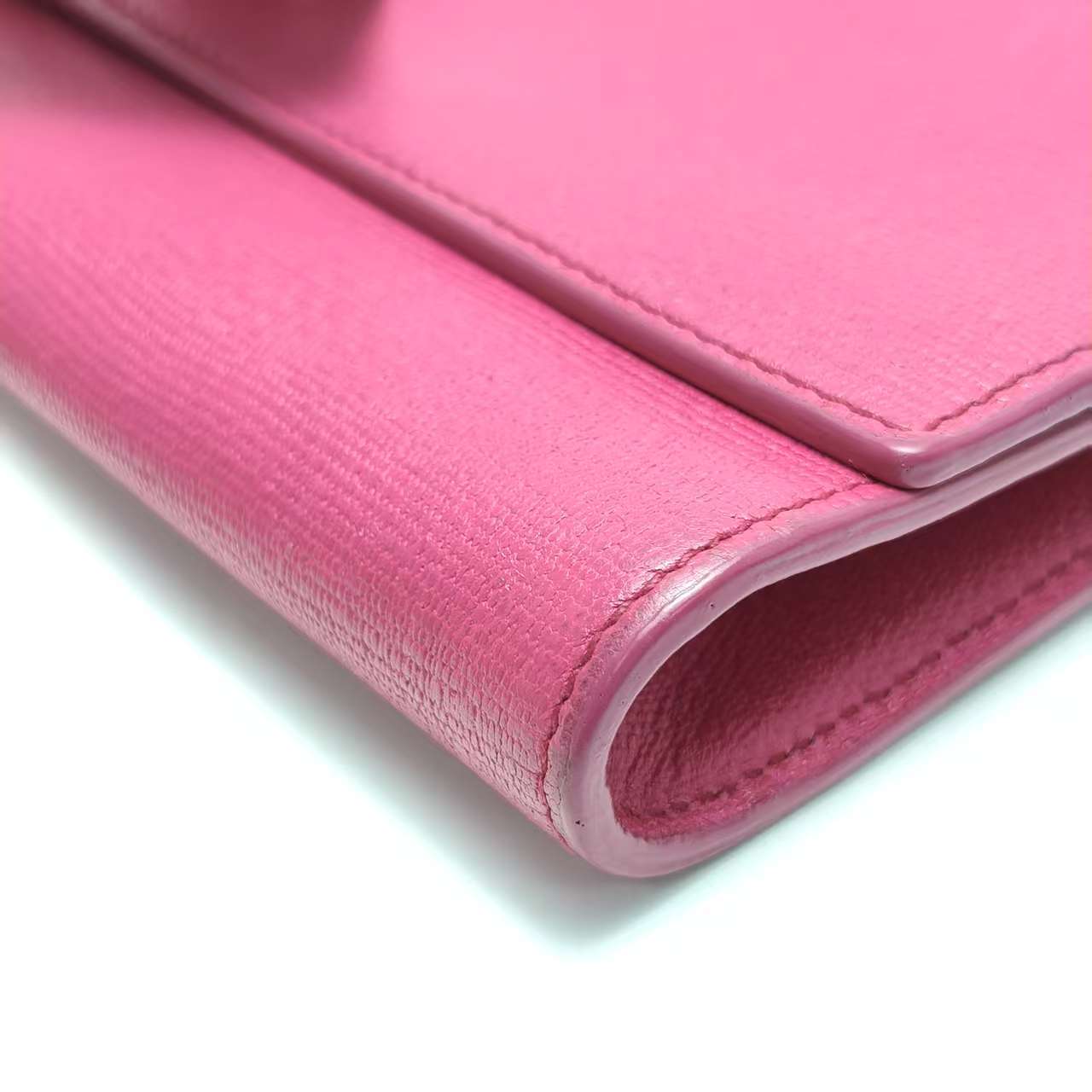 【*Shipped from: China*】Yves Saint Laurent Y-Line Leather Clutch Bag — view 4