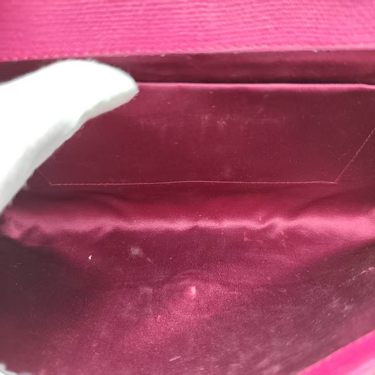 【*Shipped from: China*】Yves Saint Laurent Y-Line Leather Clutch Bag — view 6