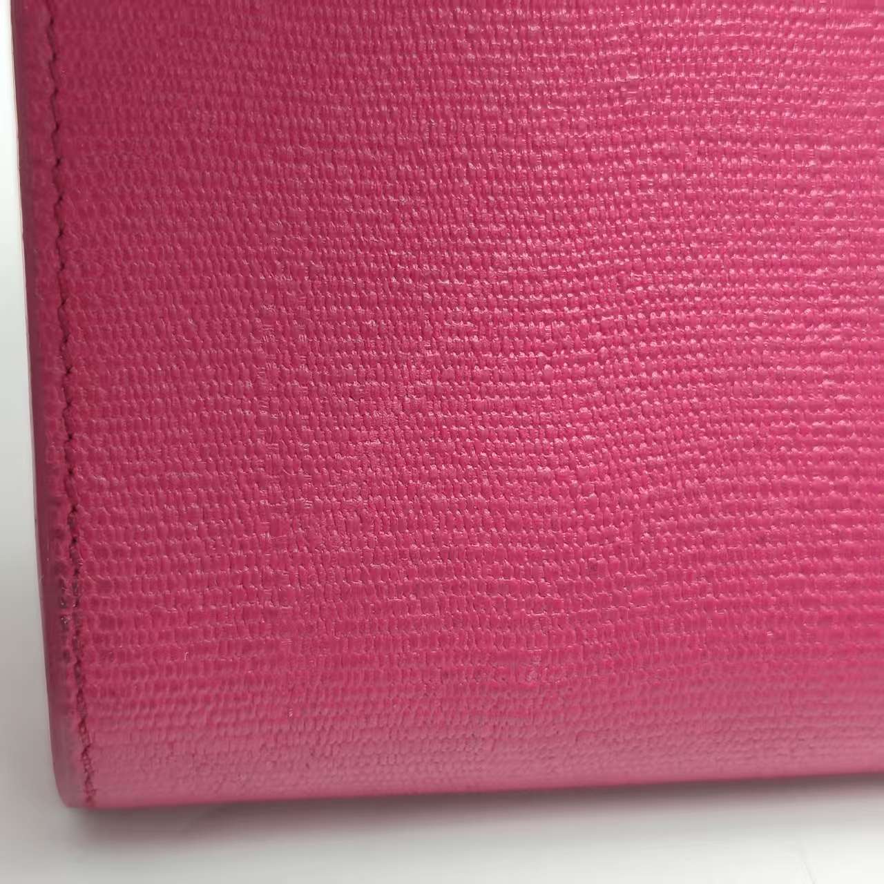 【*Shipped from: China*】Yves Saint Laurent Y-Line Leather Clutch Bag — view 9