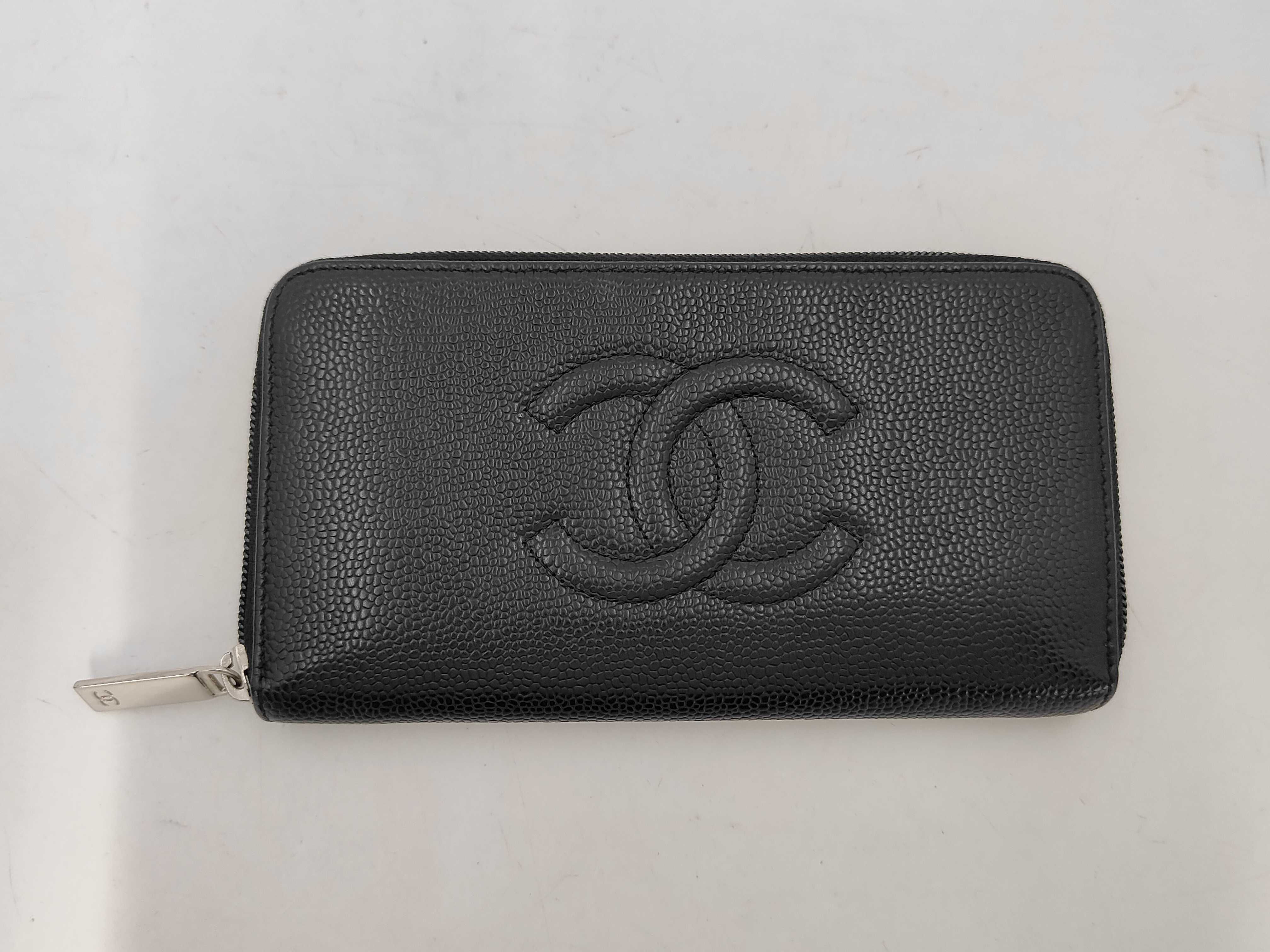 Coco Mark Zippy Wallet, Caviar Leather, Black, Silver Hardware, 22180202, Box & Seal, 19x10x2cm