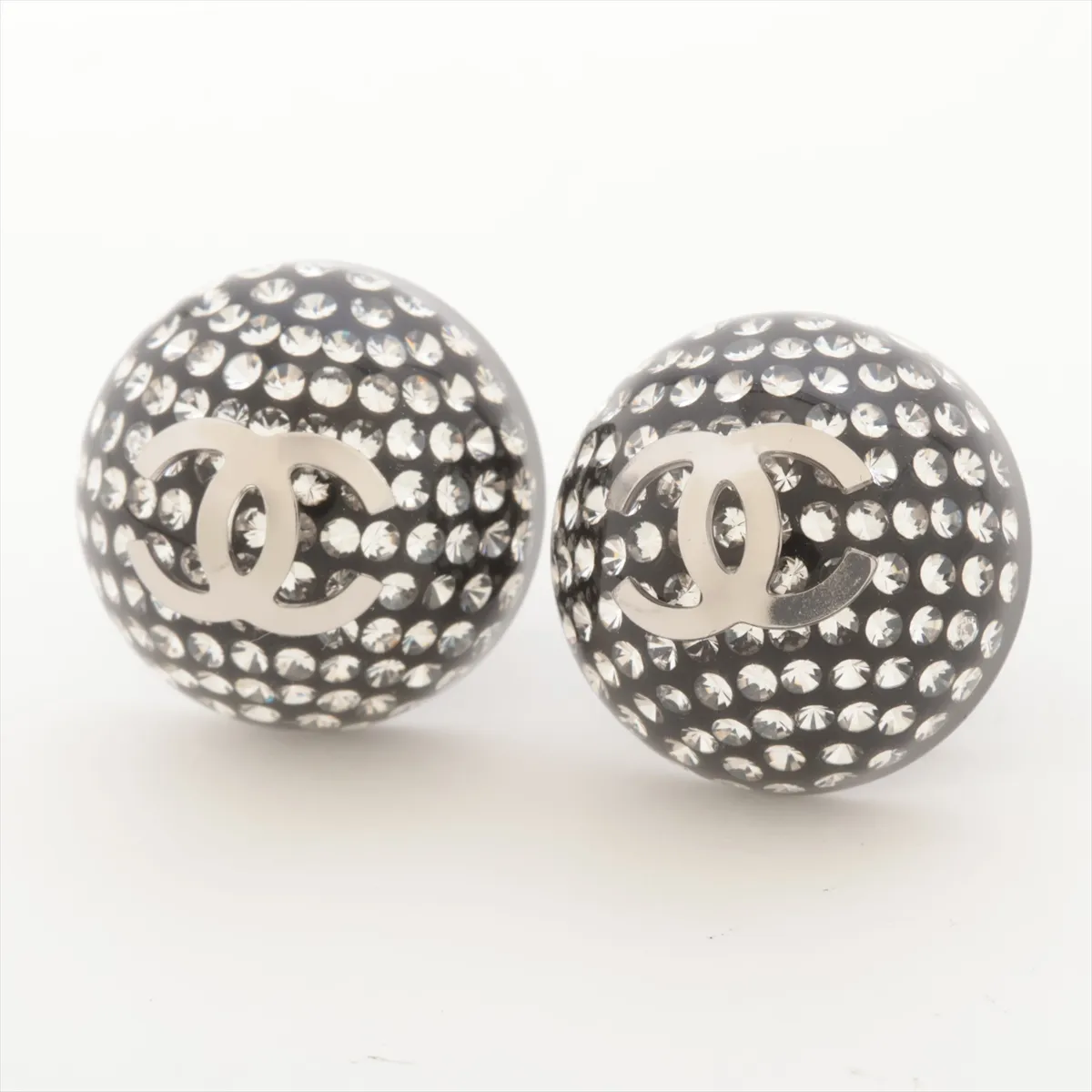 Coco Mark D21K Earrings (Pair) Metal x Resin x Rhinestone Silver — view 3