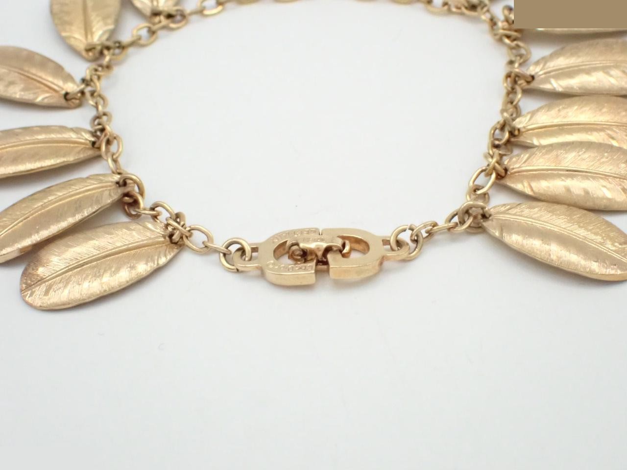 Other items in the line: Precious metals, necklaces, pendants, wrist circumference approximately 18.5 cm. — view 3