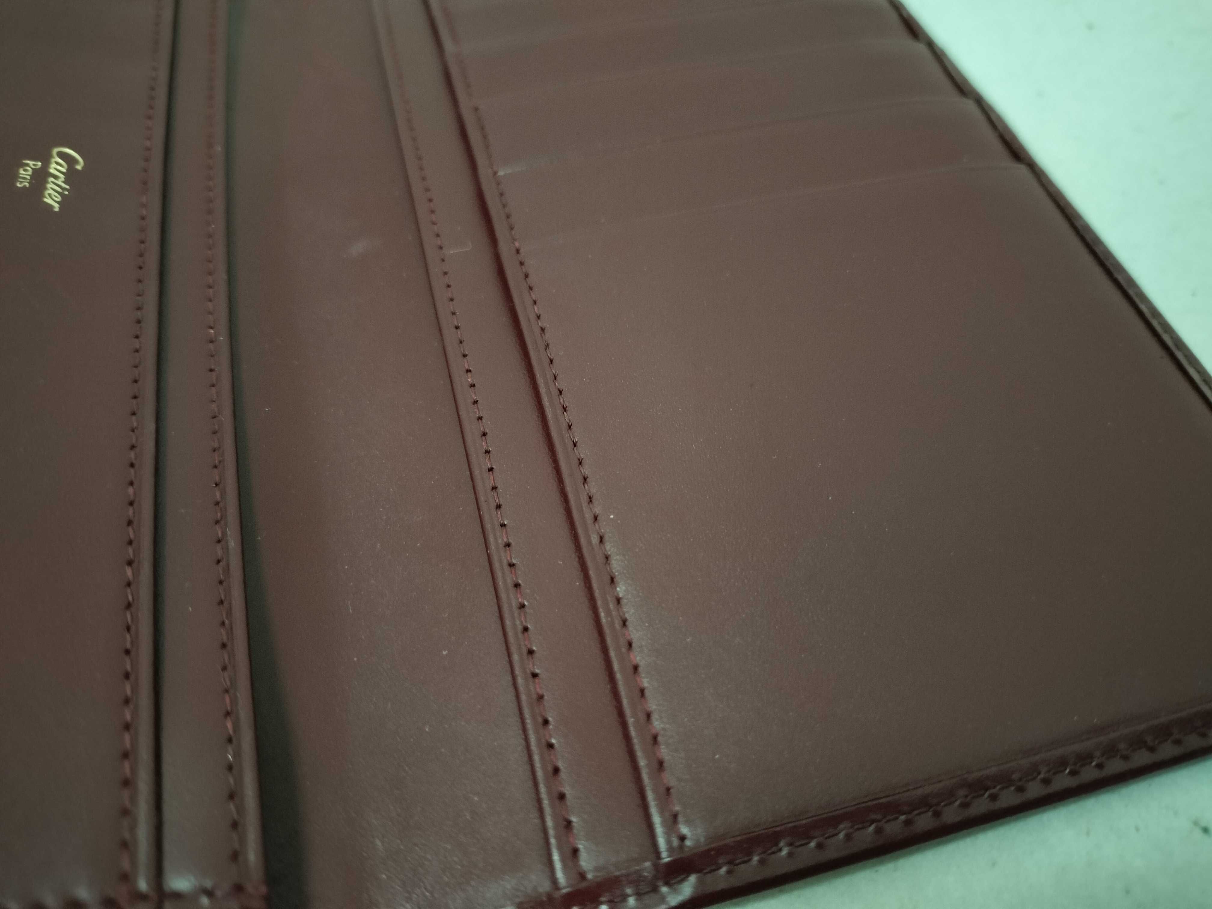 Must line long wallet/billfold — view 12