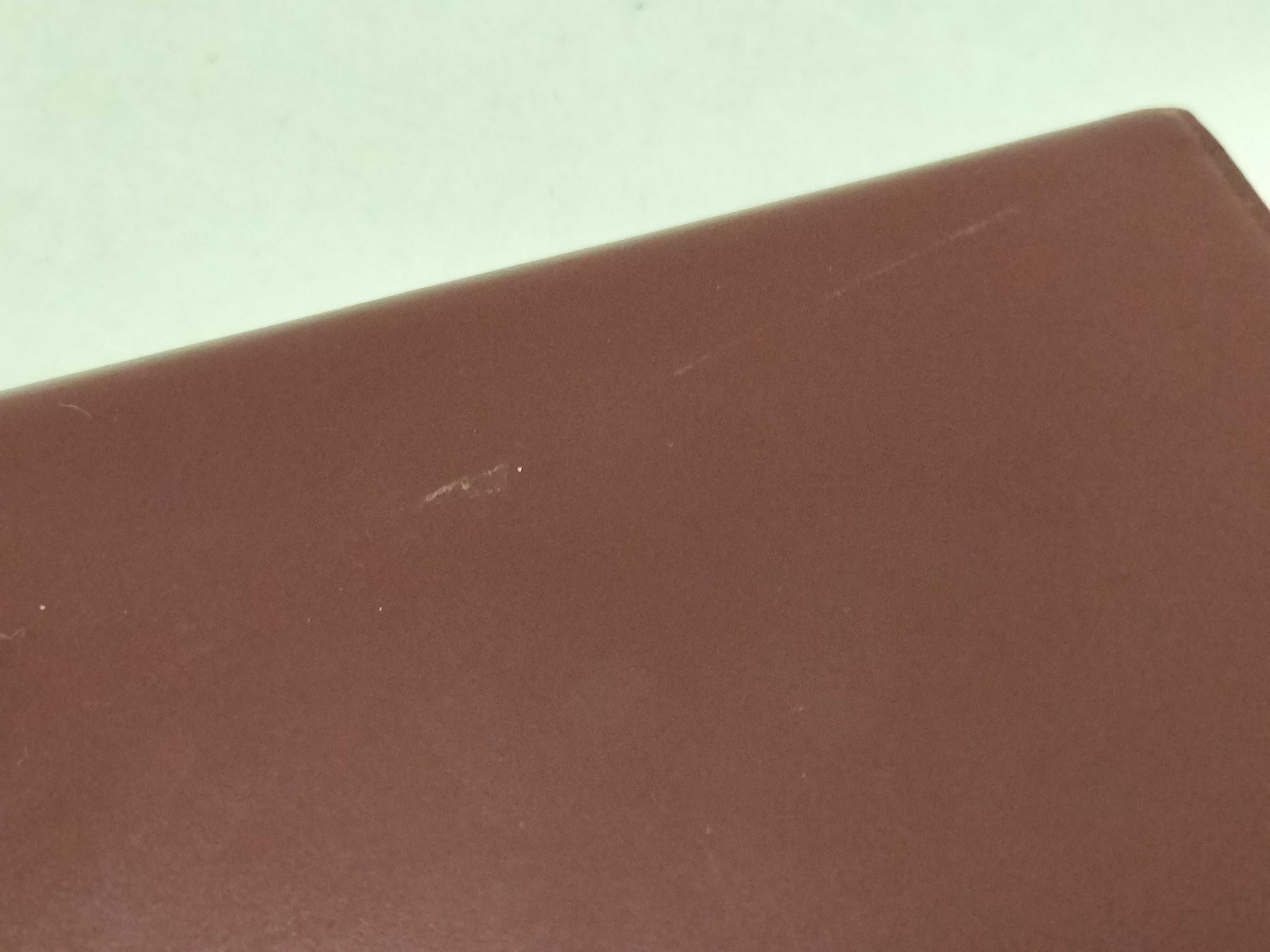 Must line long wallet/billfold — view 15