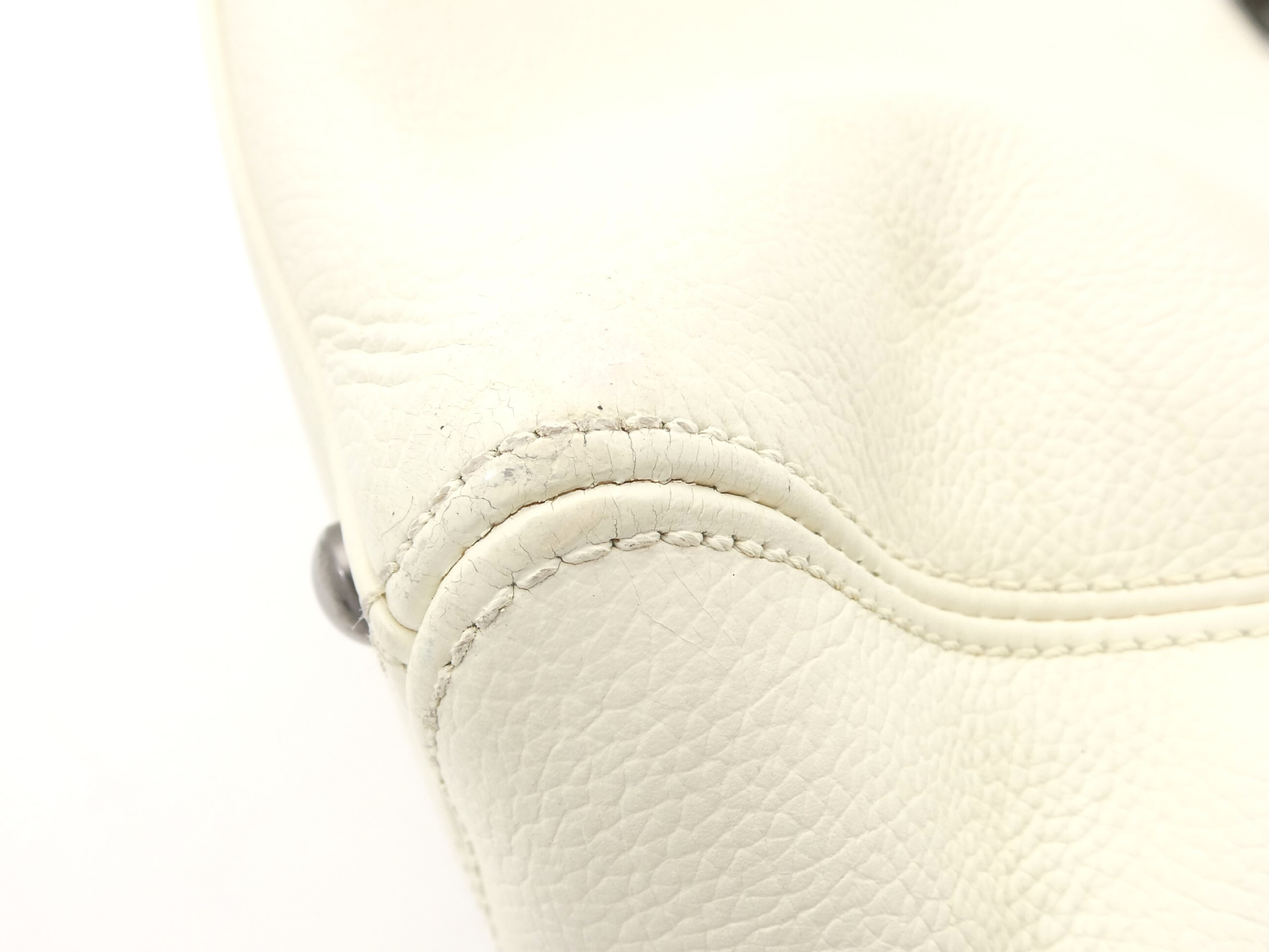 2.55 Executive Leather Handbag — view 11