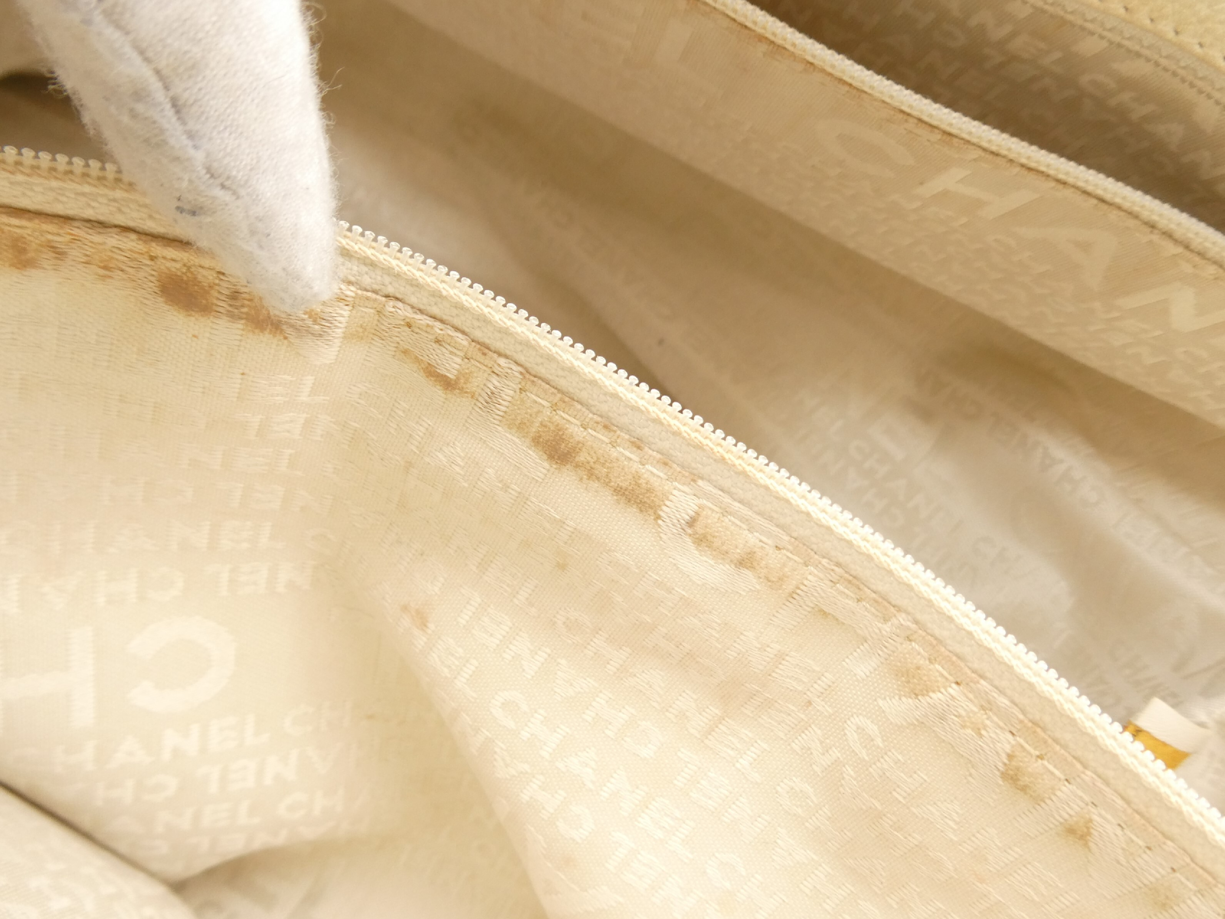 2.55 Executive Leather Handbag — view 10