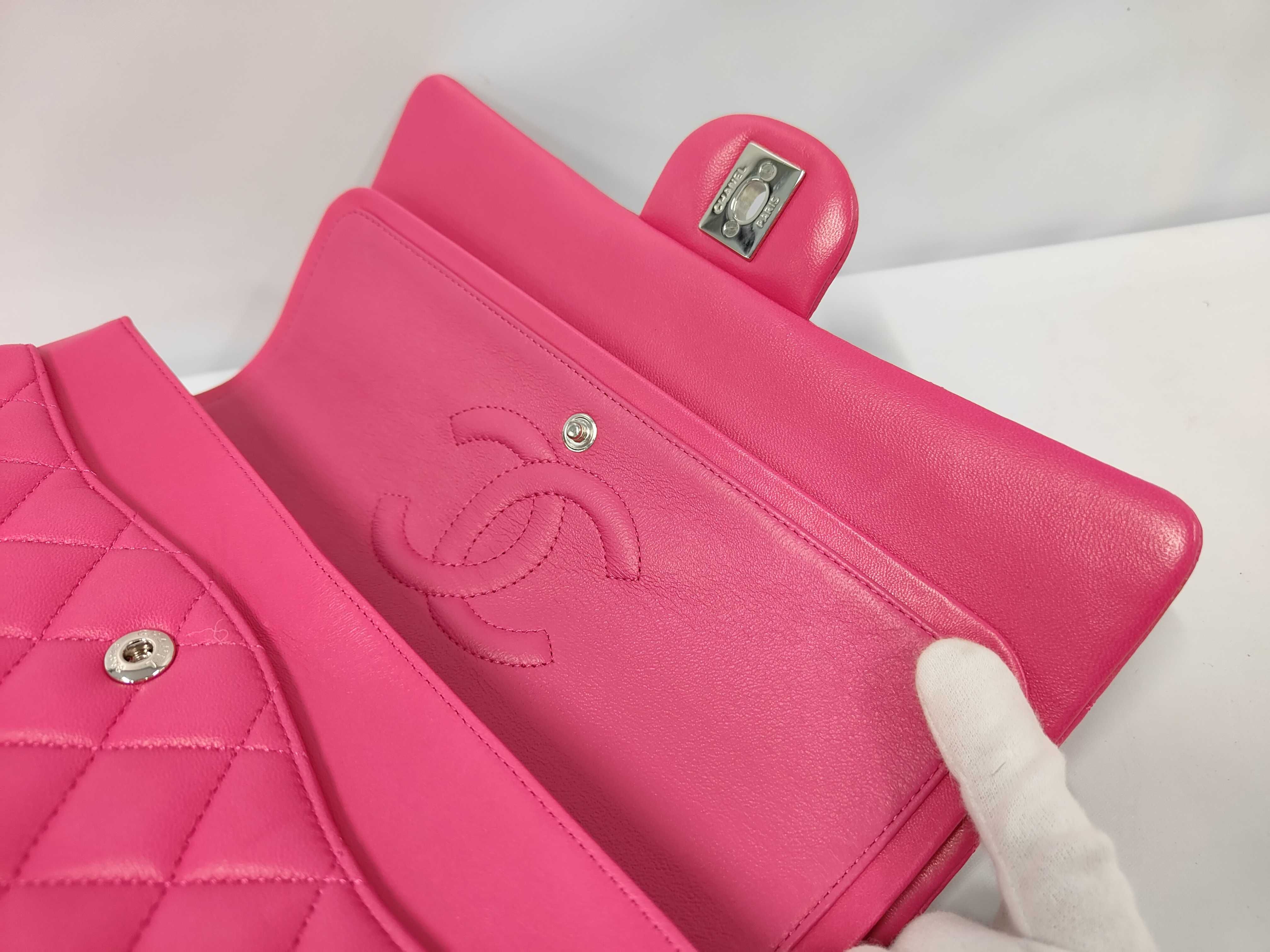 Double Flap 25 Chain Shoulder Bag, Matelassé Lambskin, Pink, SS Shoulder Bag — view 7