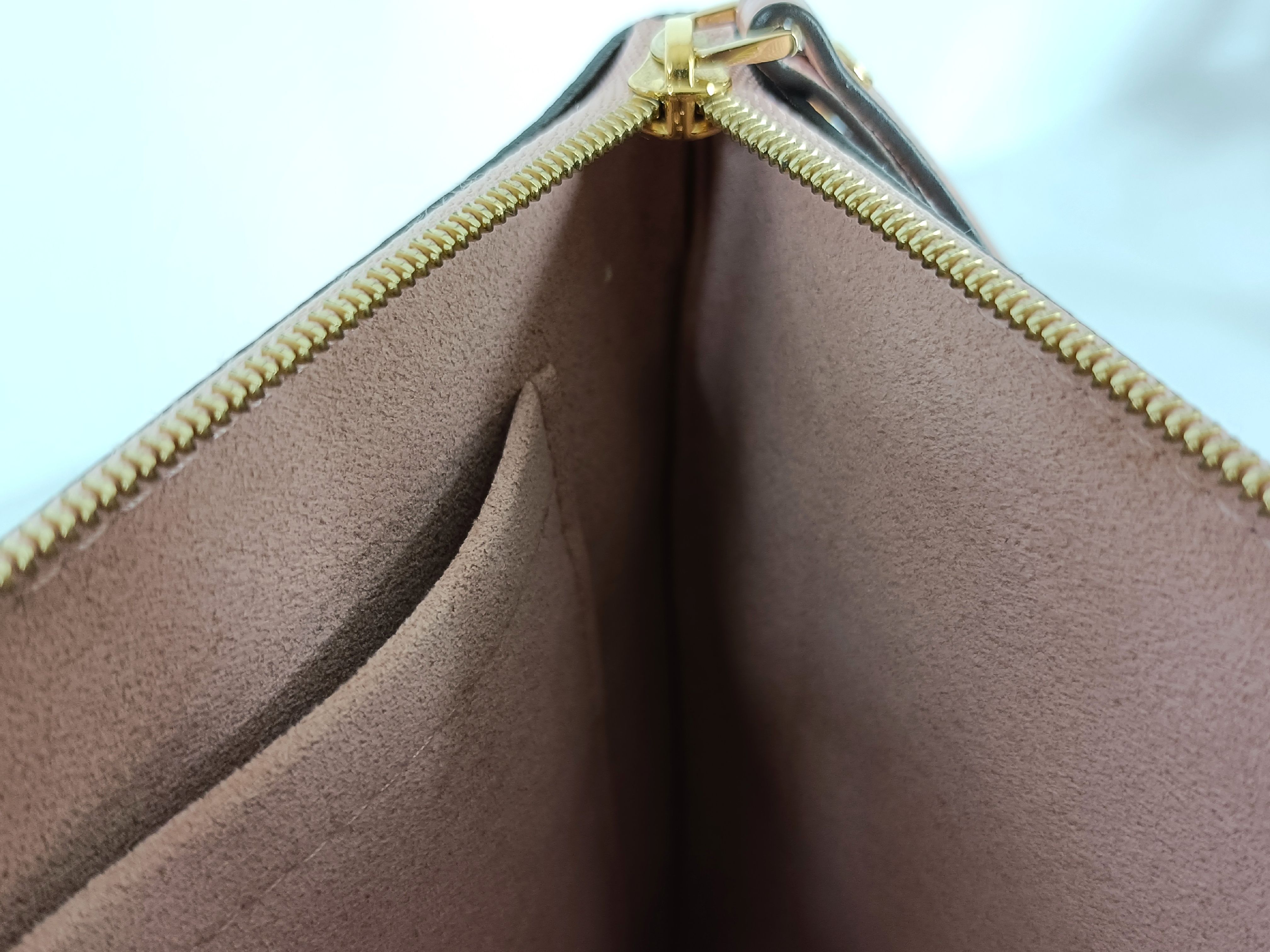 Monogram DU- Monogram Daily Pouch M62942 TN2159 Clutch Bag — view 7
