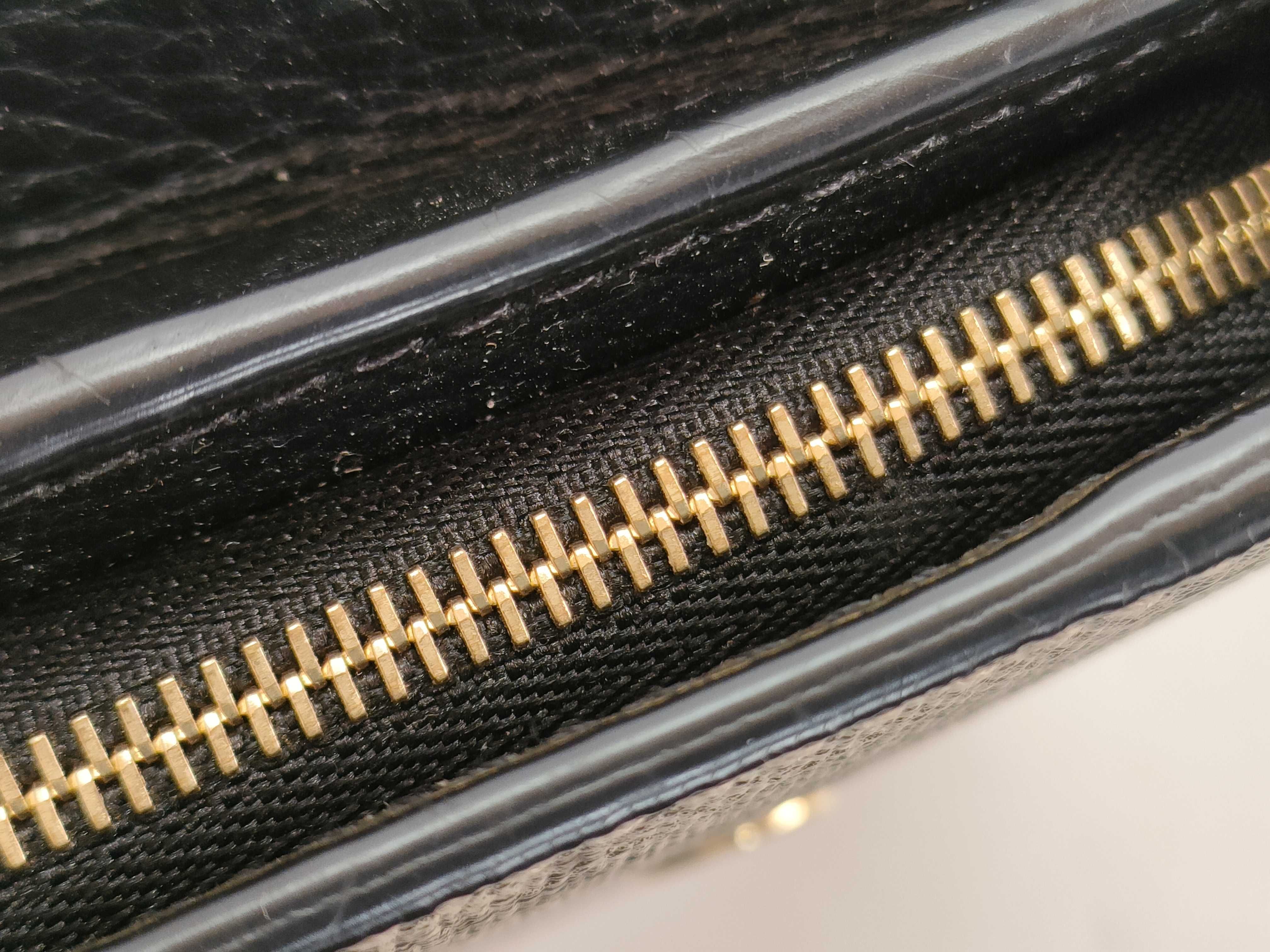 GG Supreme GG Marmont Wallet — view 9