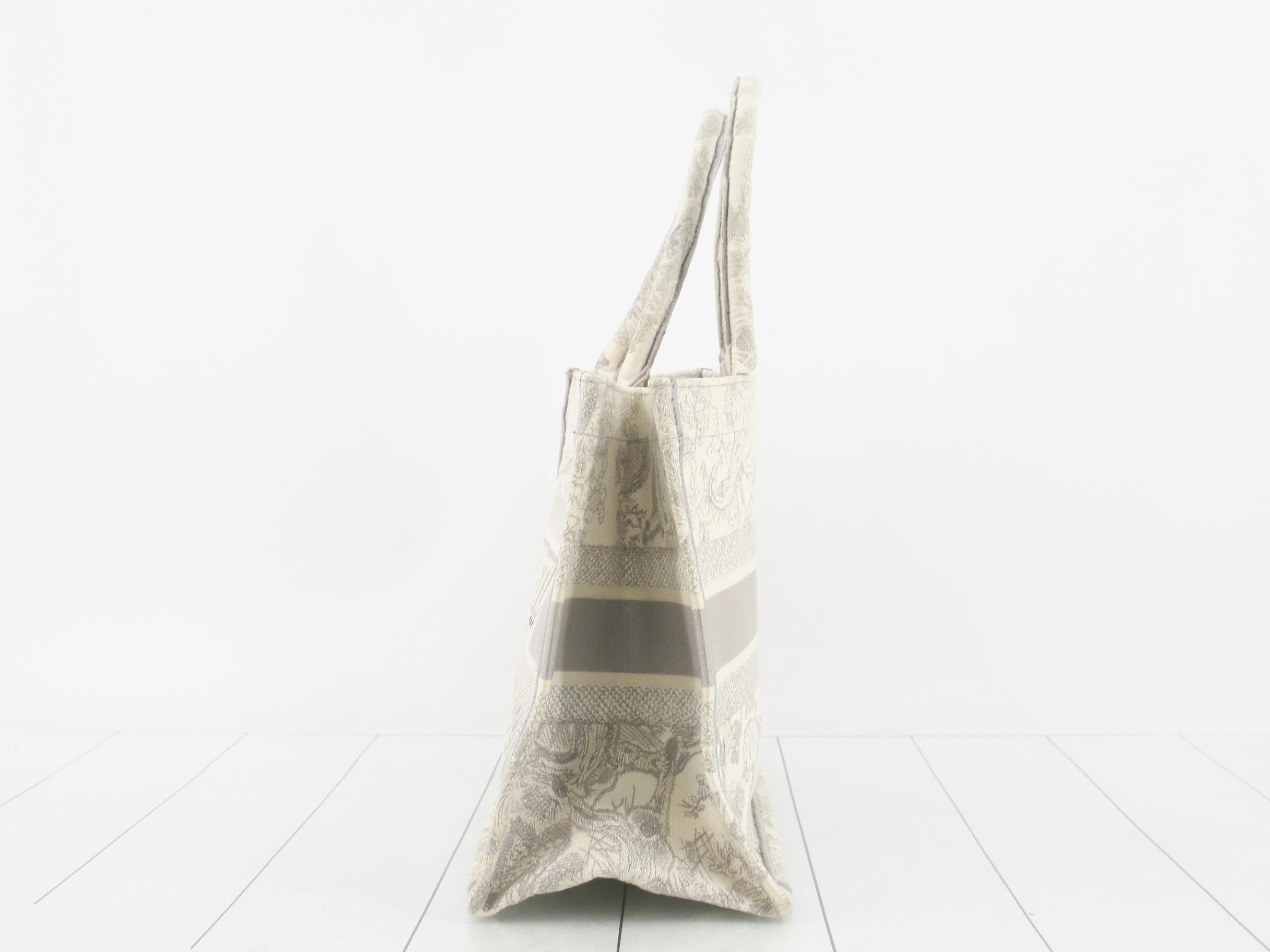 Toile de Jouy Tote Bag / Book Tote — view 3