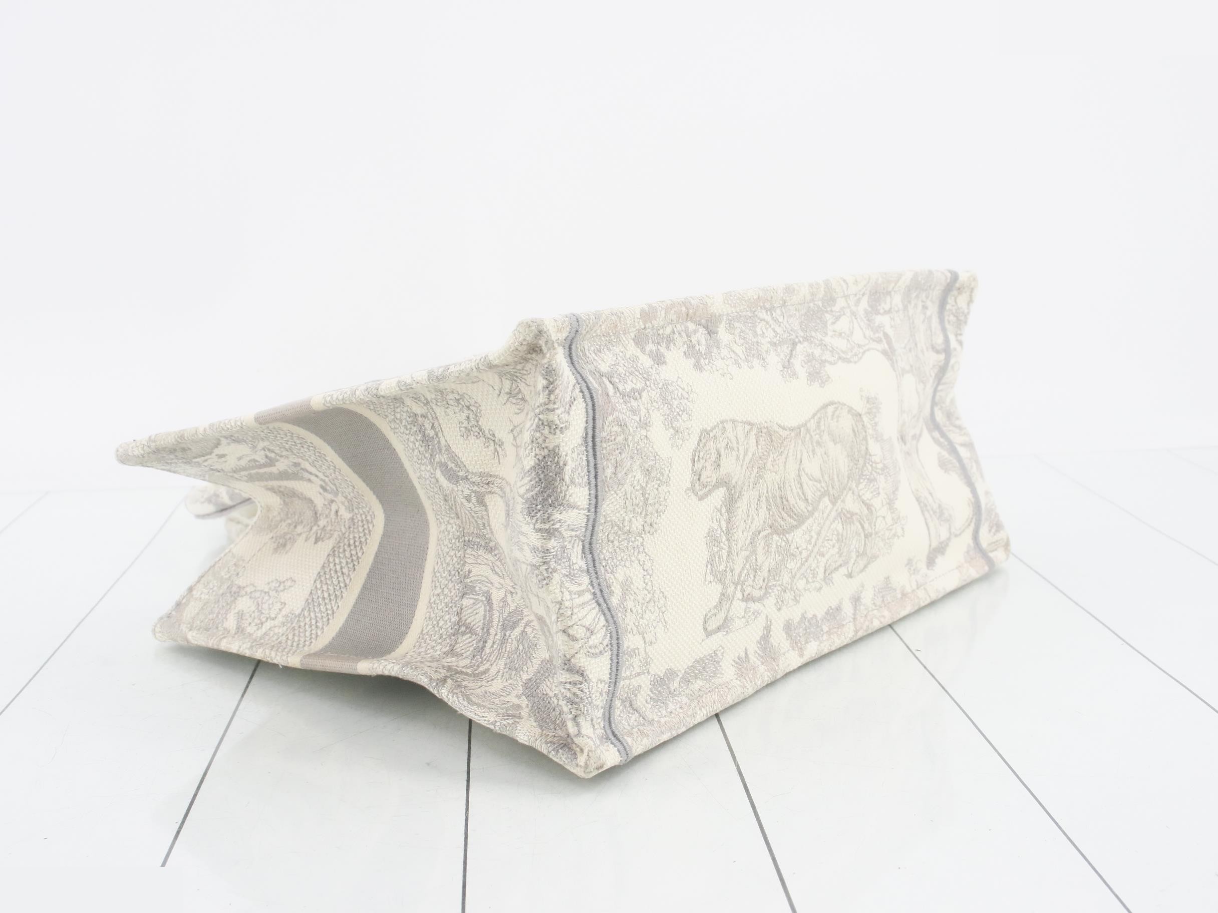 Toile de Jouy Tote Bag / Book Tote — view 5