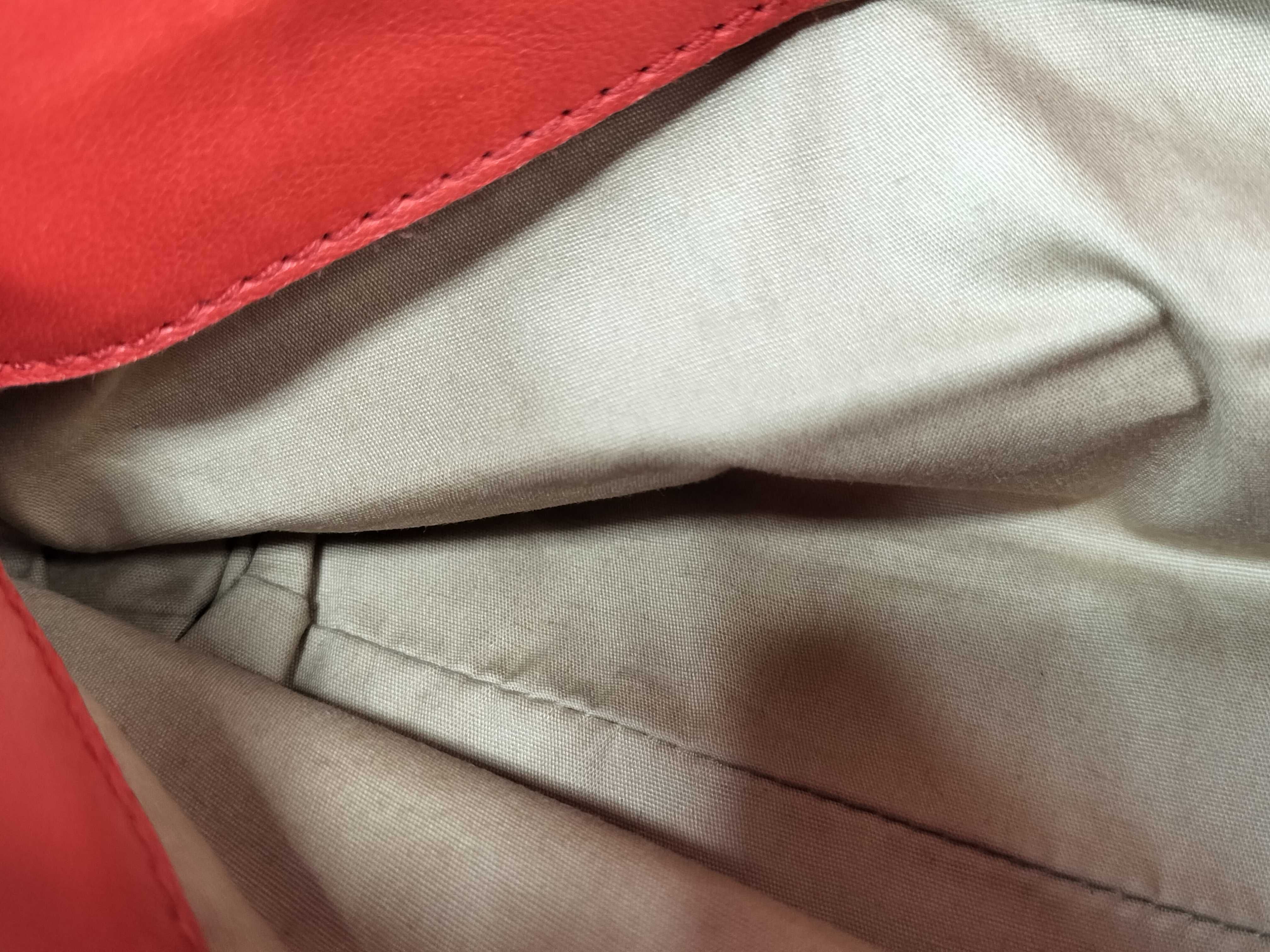 Intrecciato Accessory Pouch One-Shoulder Bag — view 11