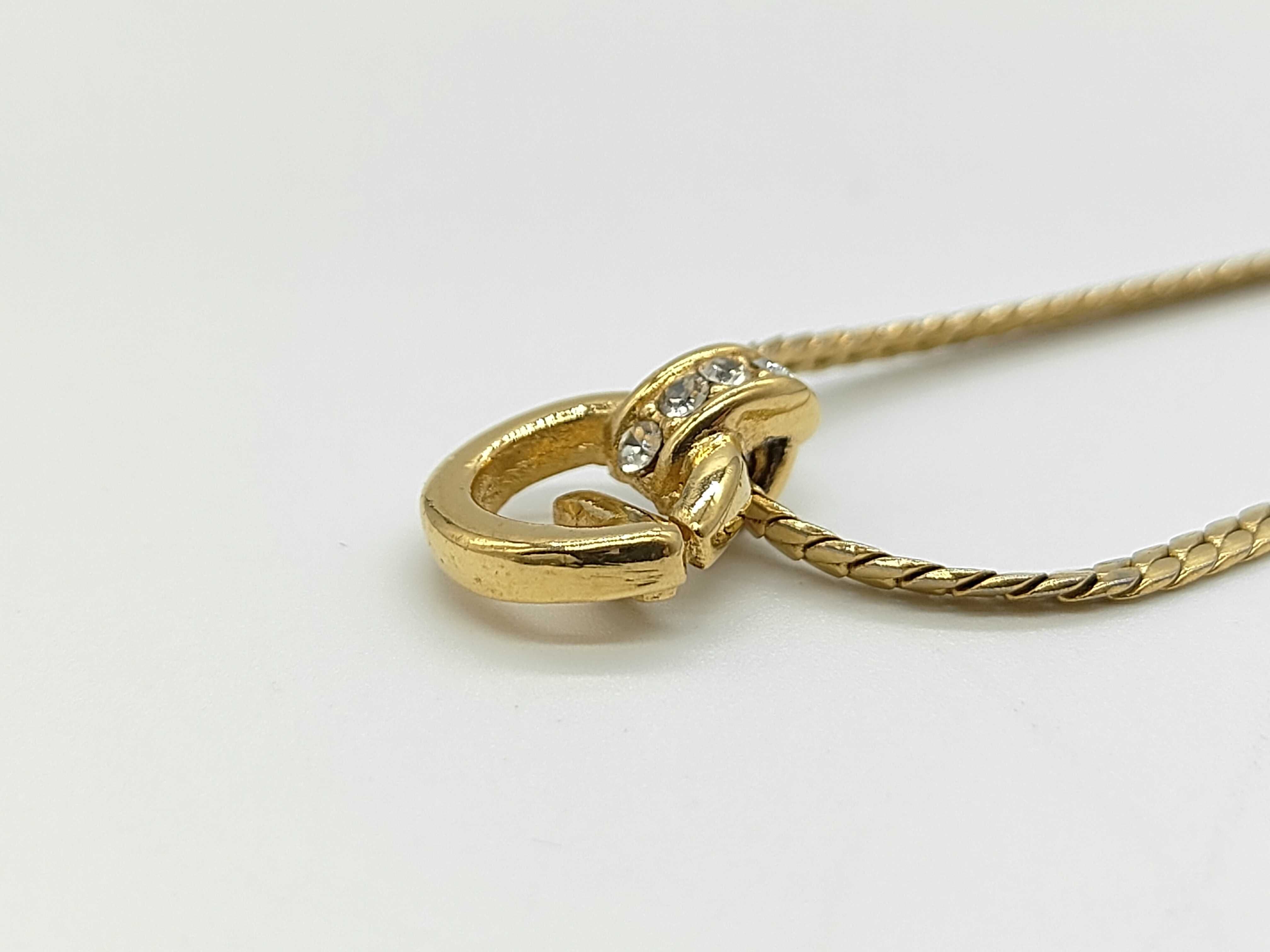 G-logo rhinestone flat snake chain herringbone chain gold necklace — view 3