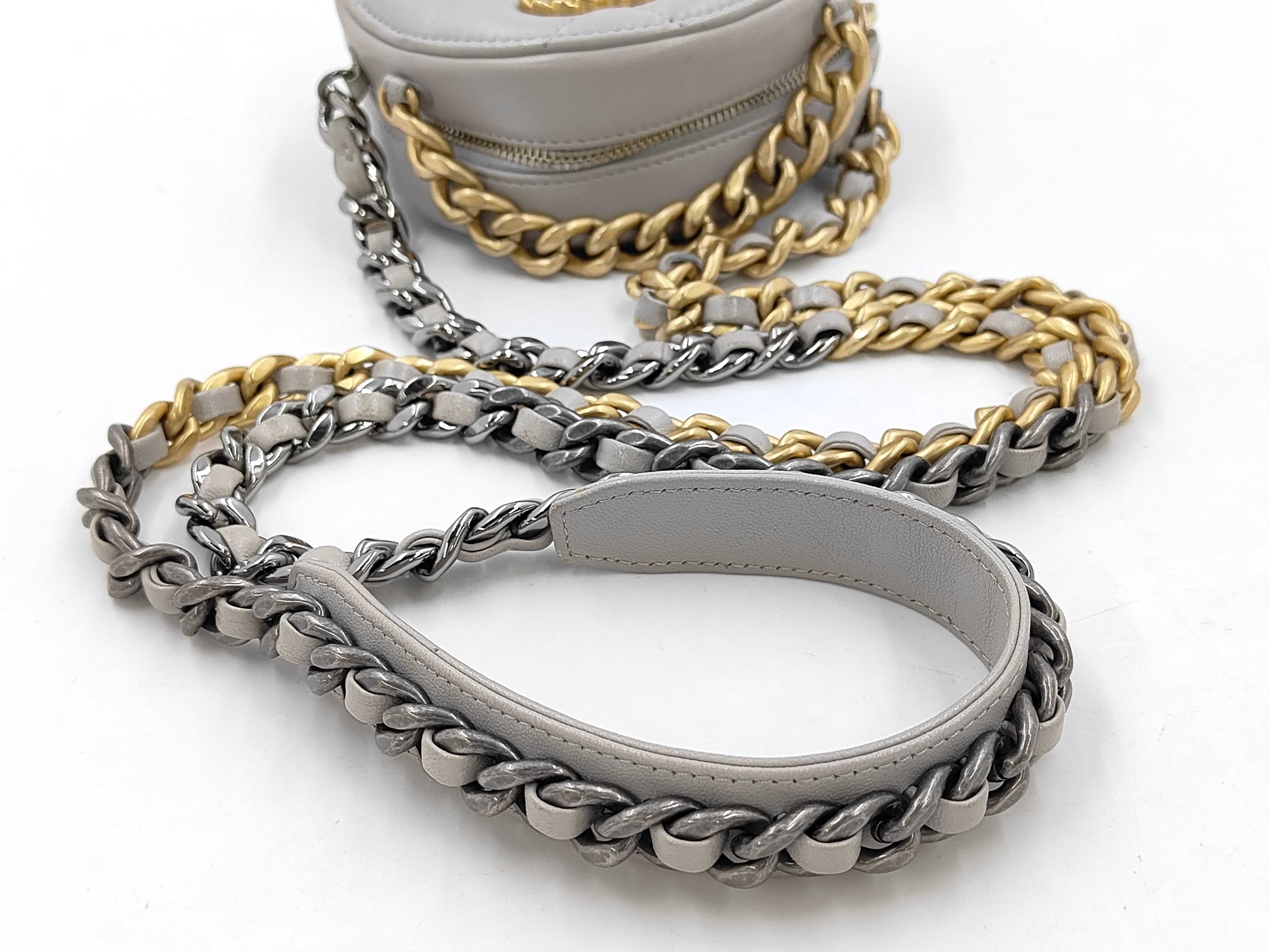 Chain Shoulder Bag — view 6
