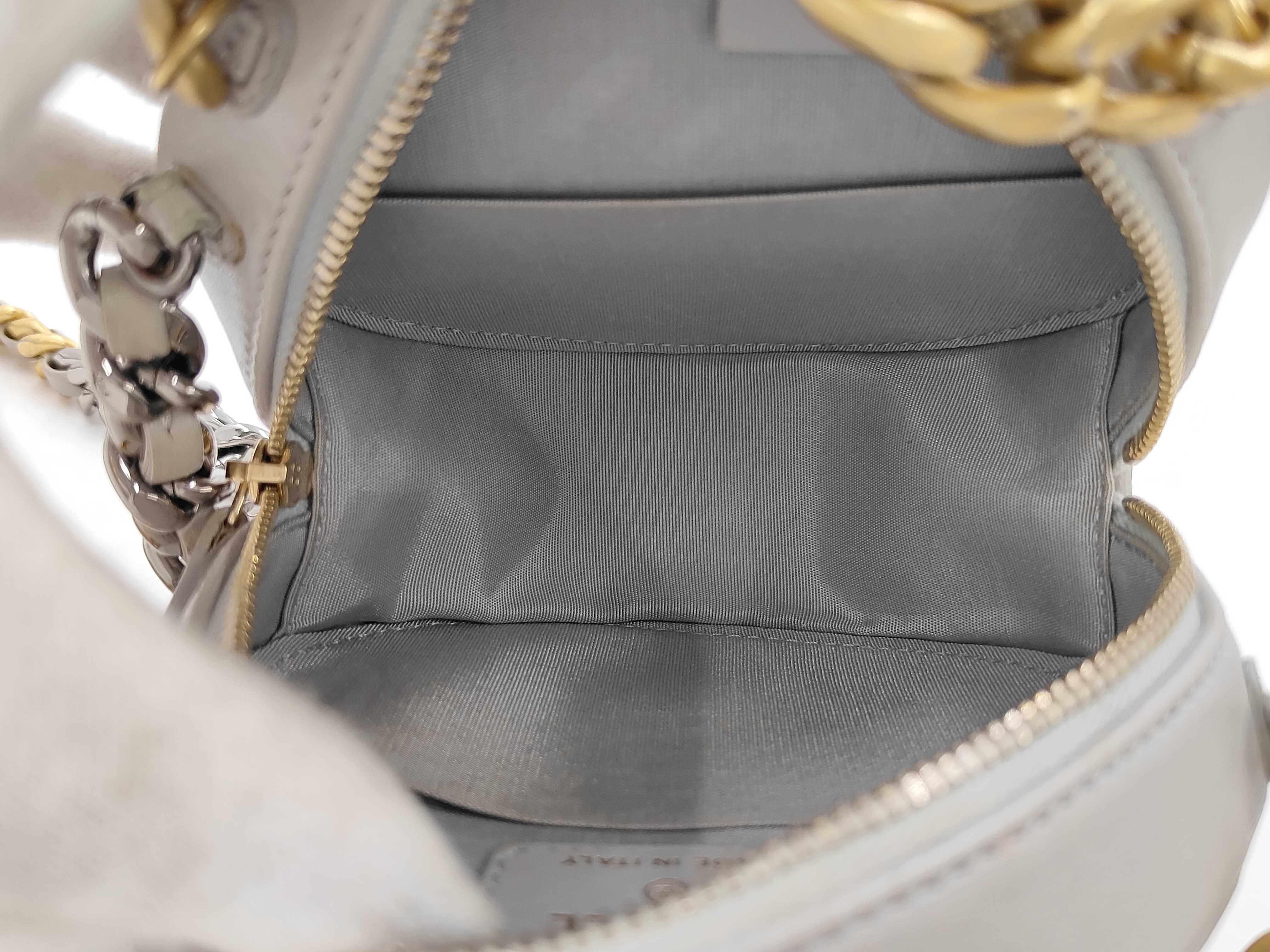 Chain Shoulder Bag — view 10