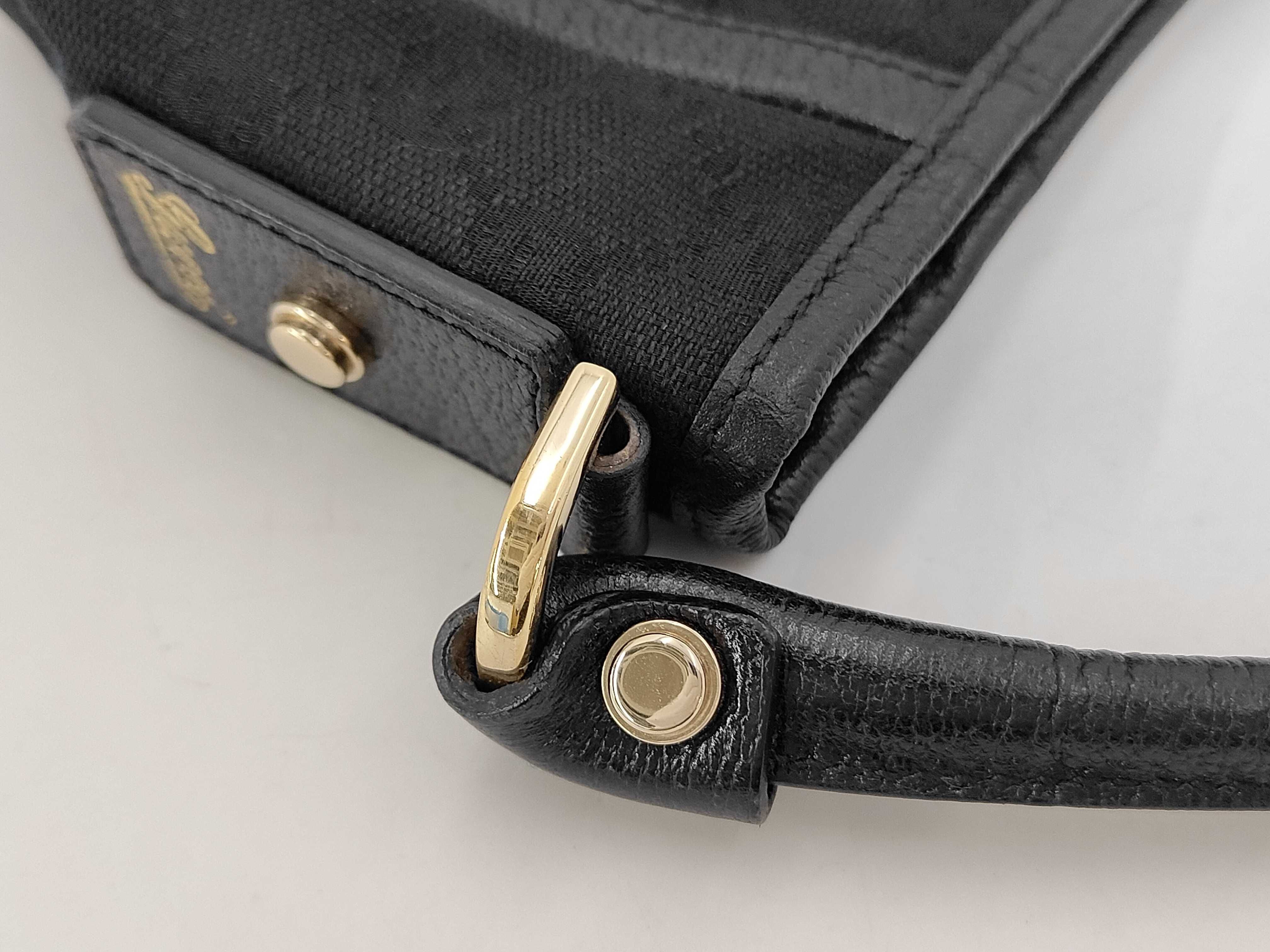 GG Logo Canvas Shoulder Bag Black — view 5