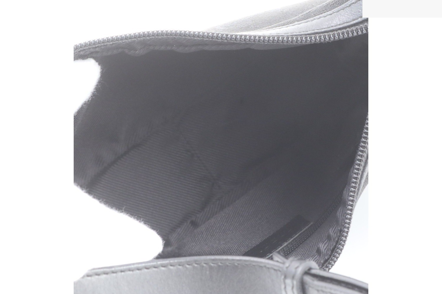 GG Canvas 001 4206 Leather Shoulder Bag — view 7