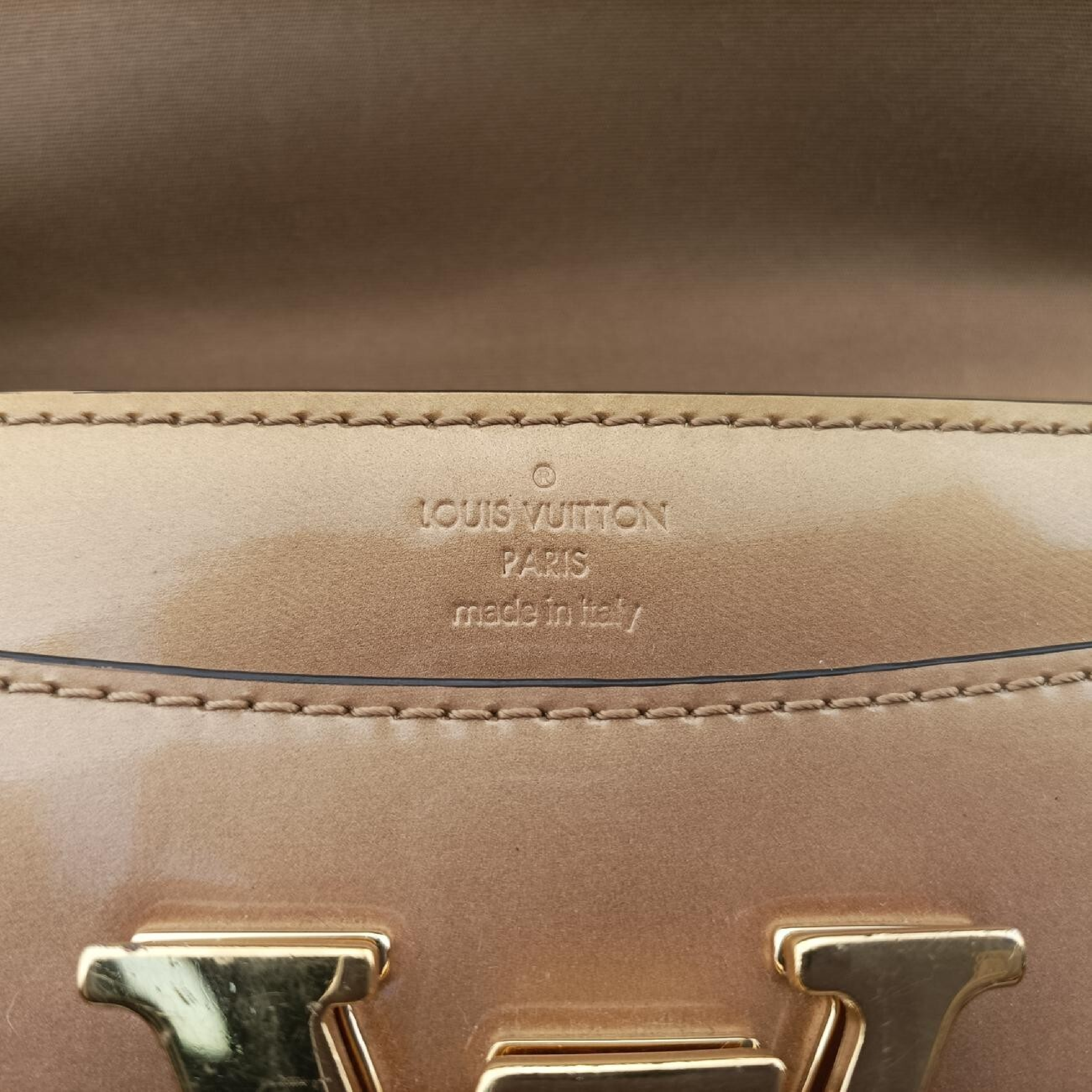 Pochette Louise MM Mustard Yellow Vernis PL4115 Shoulder Bag — view 7