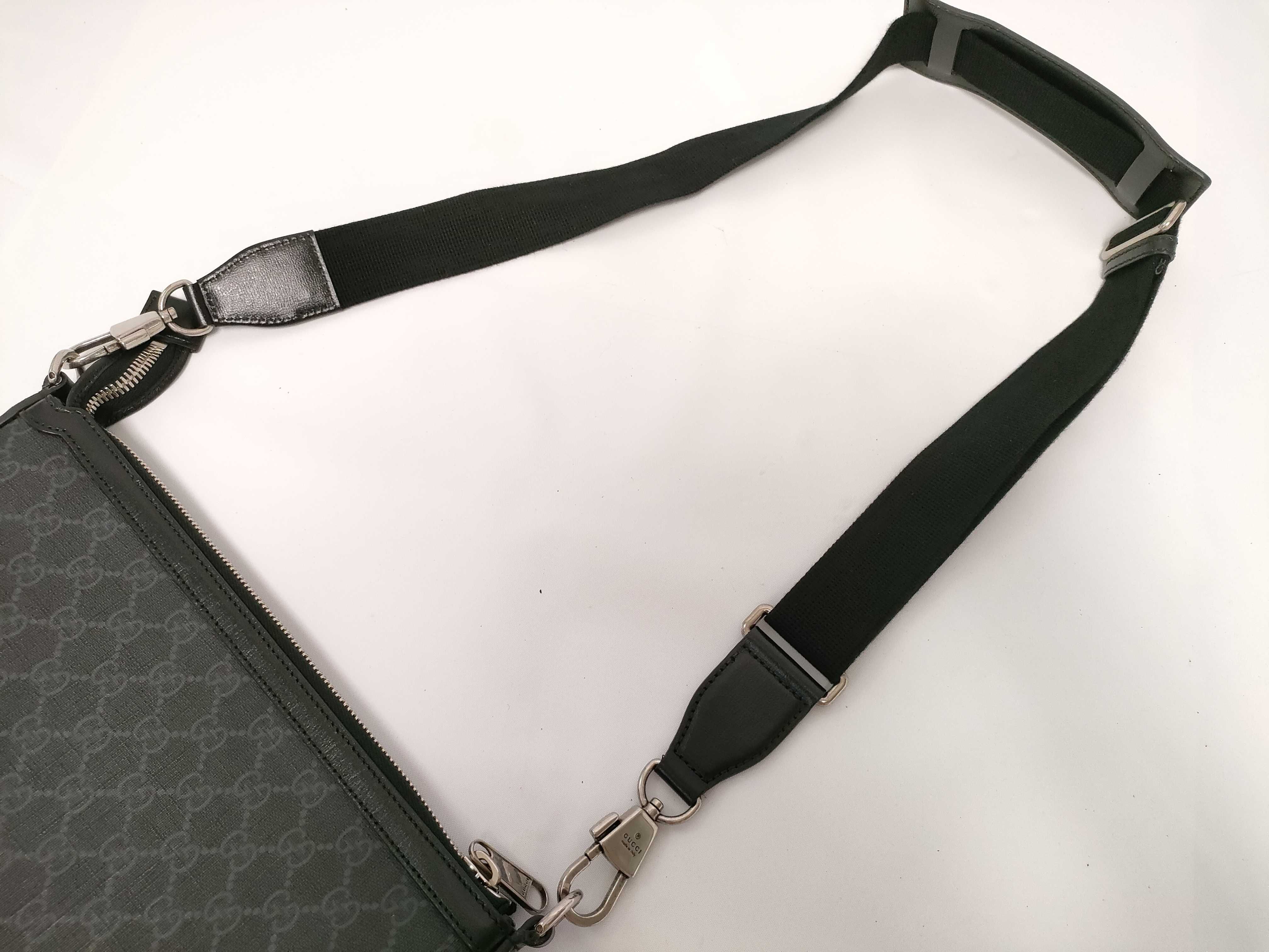 GG Supreme ID- Canvas Supreme Black 30cm Messenger Bag SHW Shoulder Bag — view 5