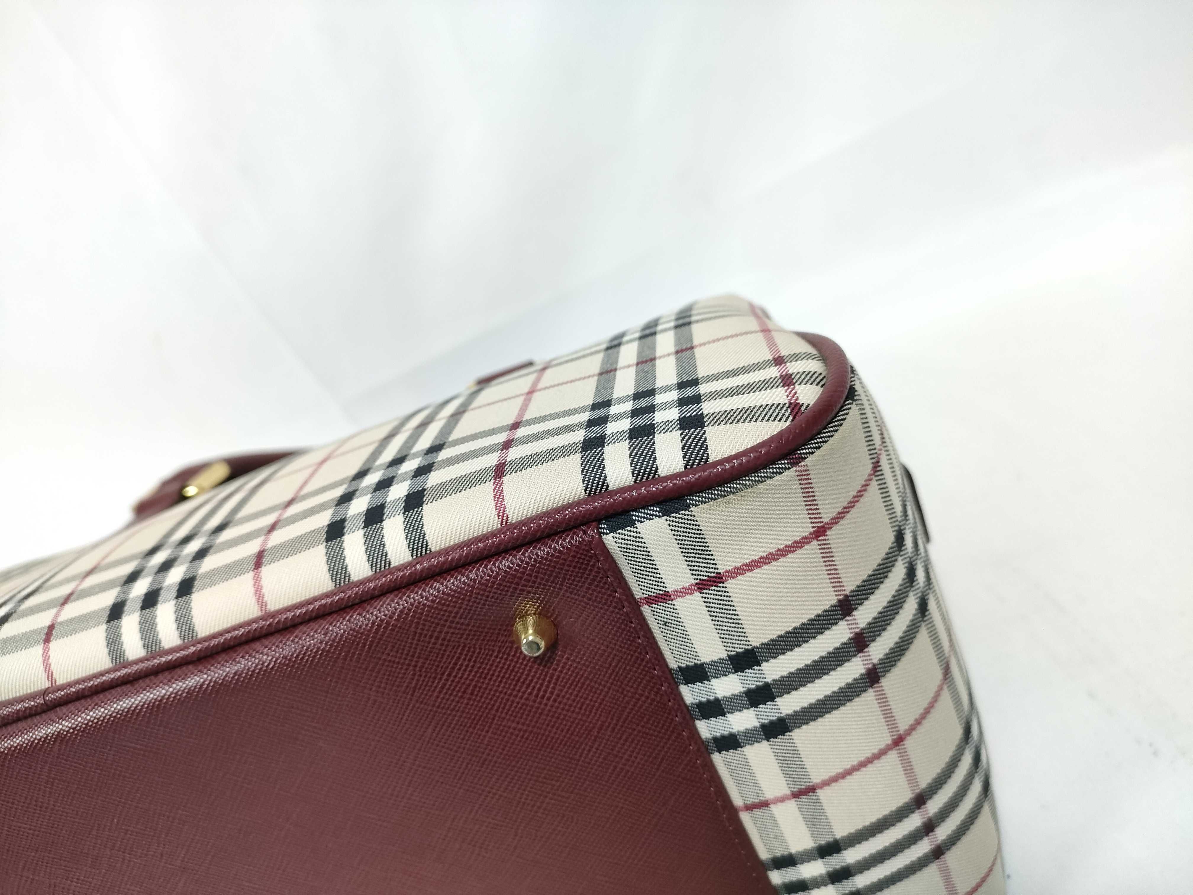 handbag, red handbag — view 4