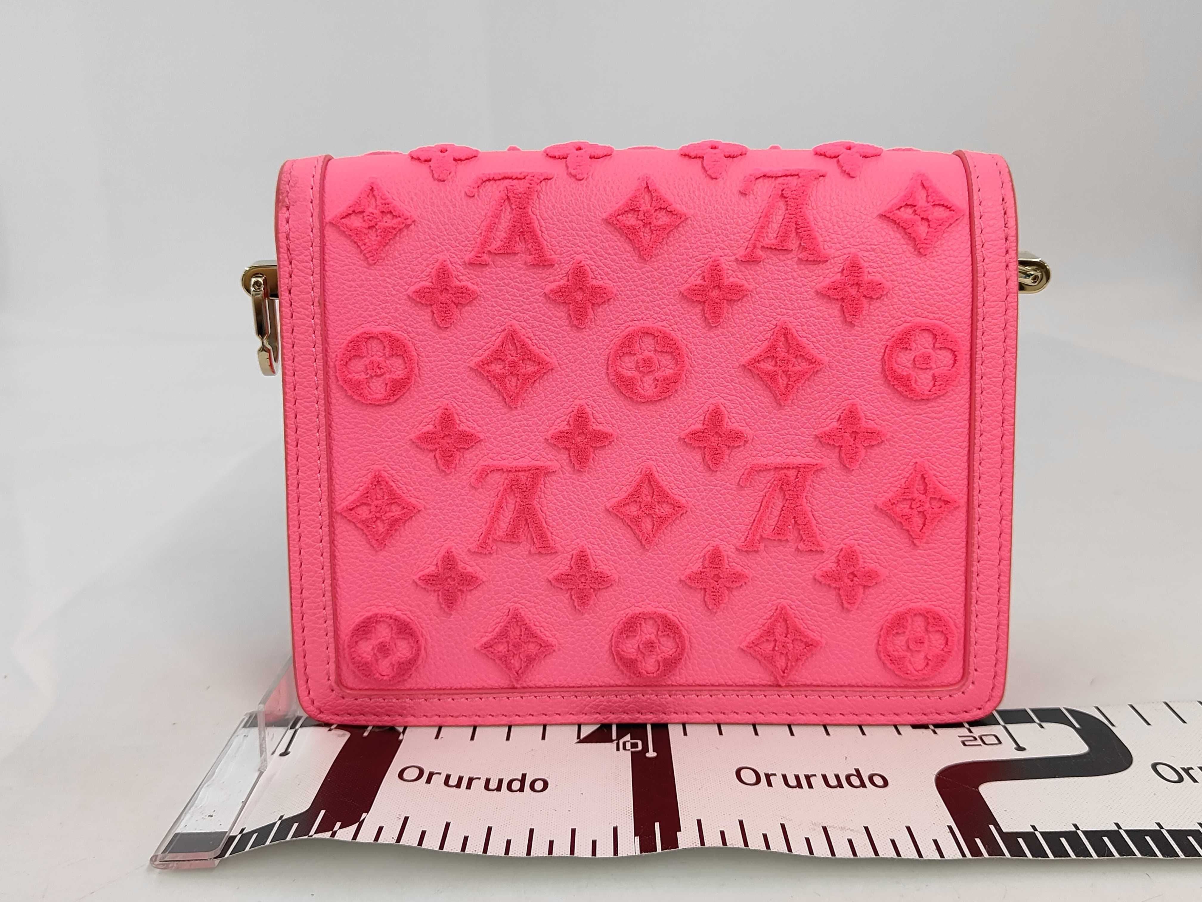Dauphine MINI Shoulder Bag M20747 Pink Shoulder Bag — view 2