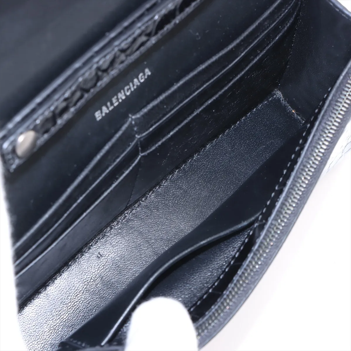 Hour Glass Croco Embossed Chain Wallet Black 656050 — view 6