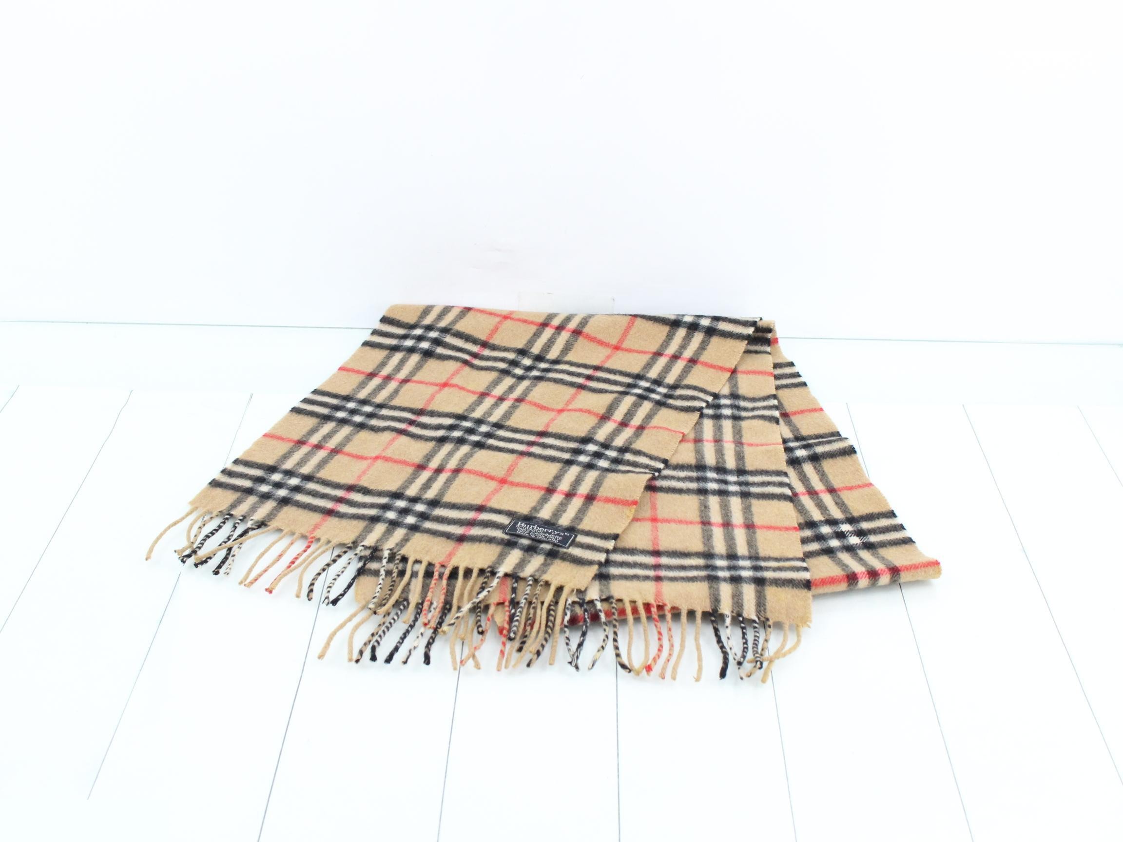 Other lines: Small items, accessories, and scarves — view 2