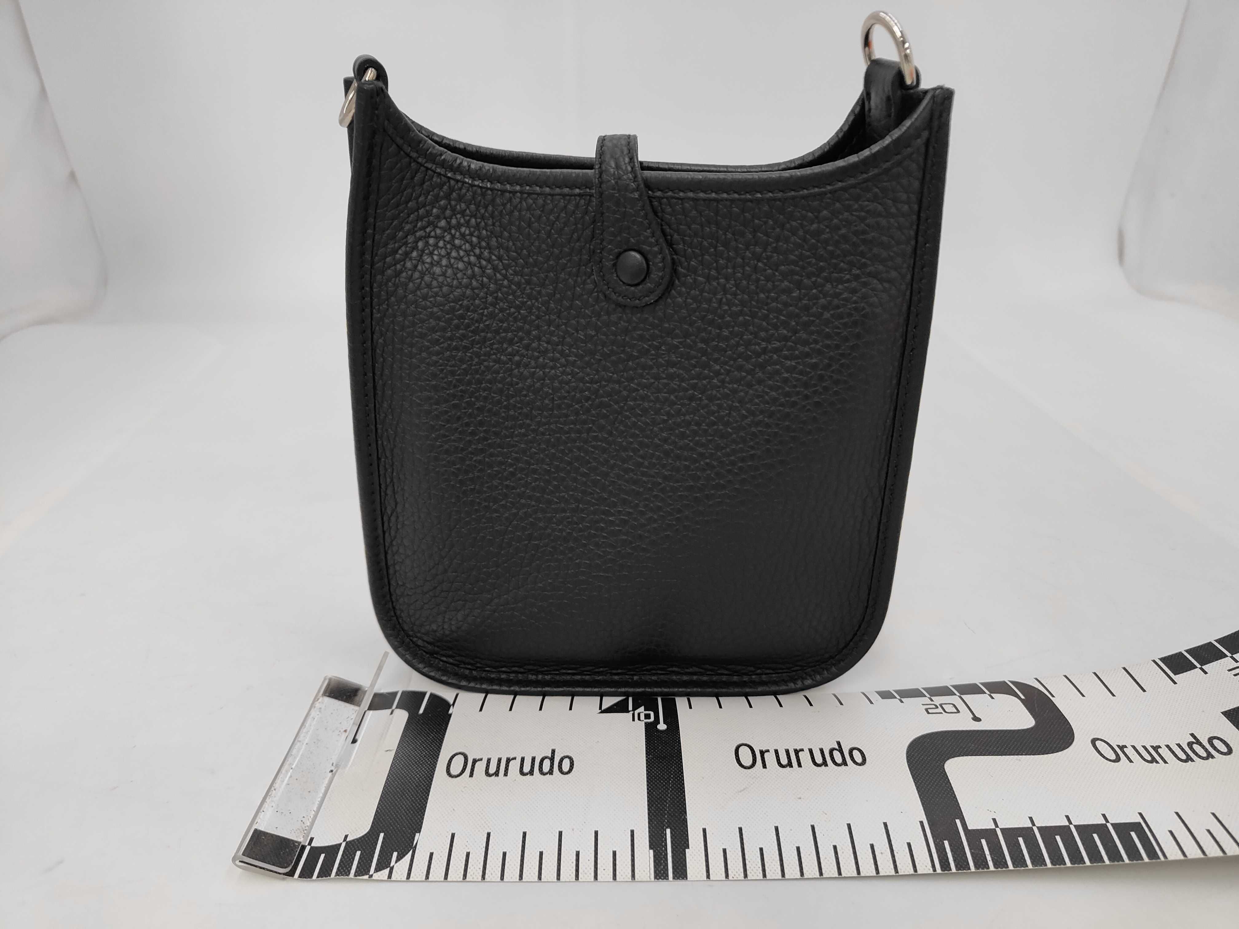 Evelyne 16 TPM Amazon Shoulder Bag — view 2