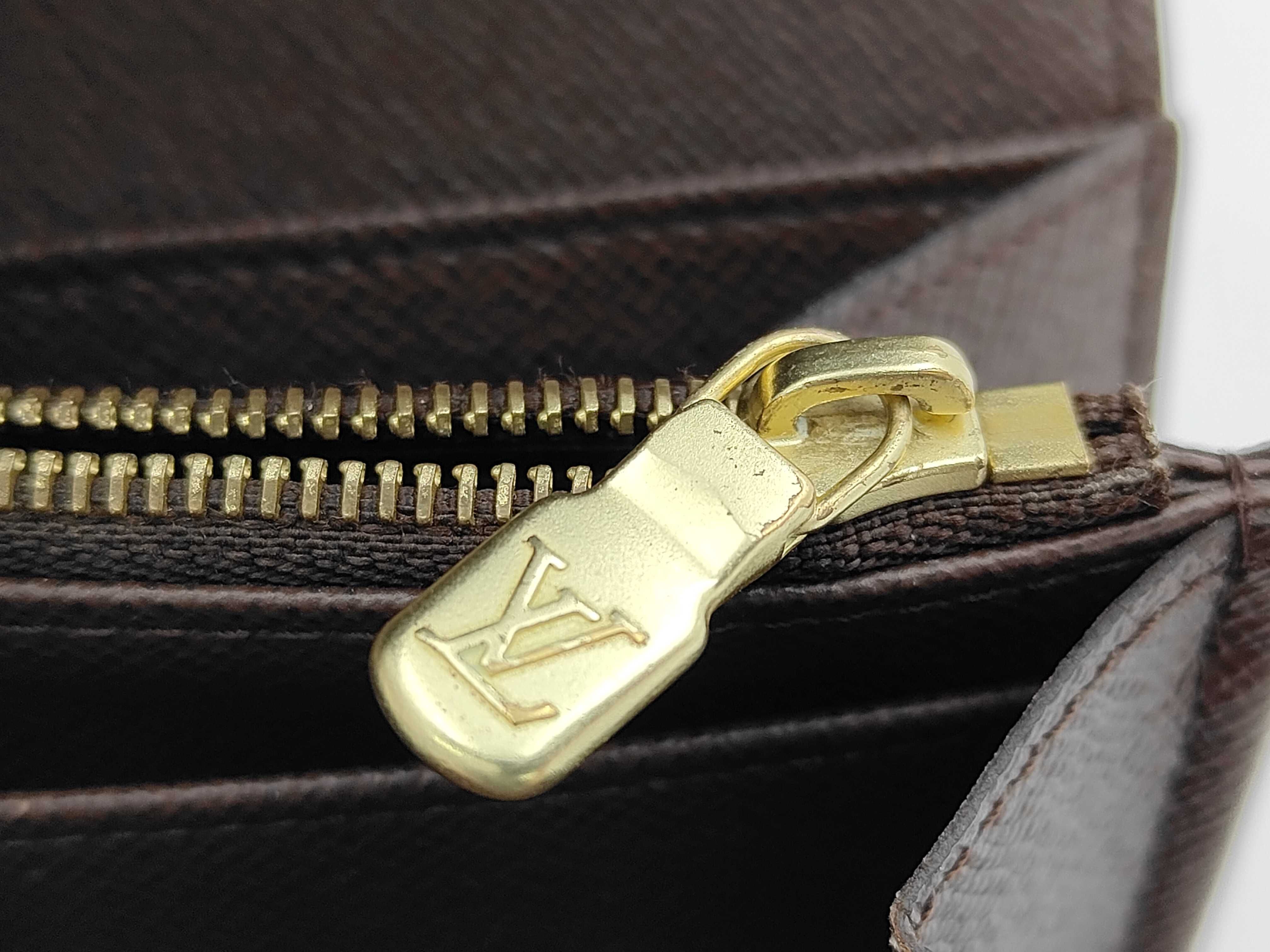 Damier Vuitton Sarah 10 New Model Damier Bag Wallet — view 8