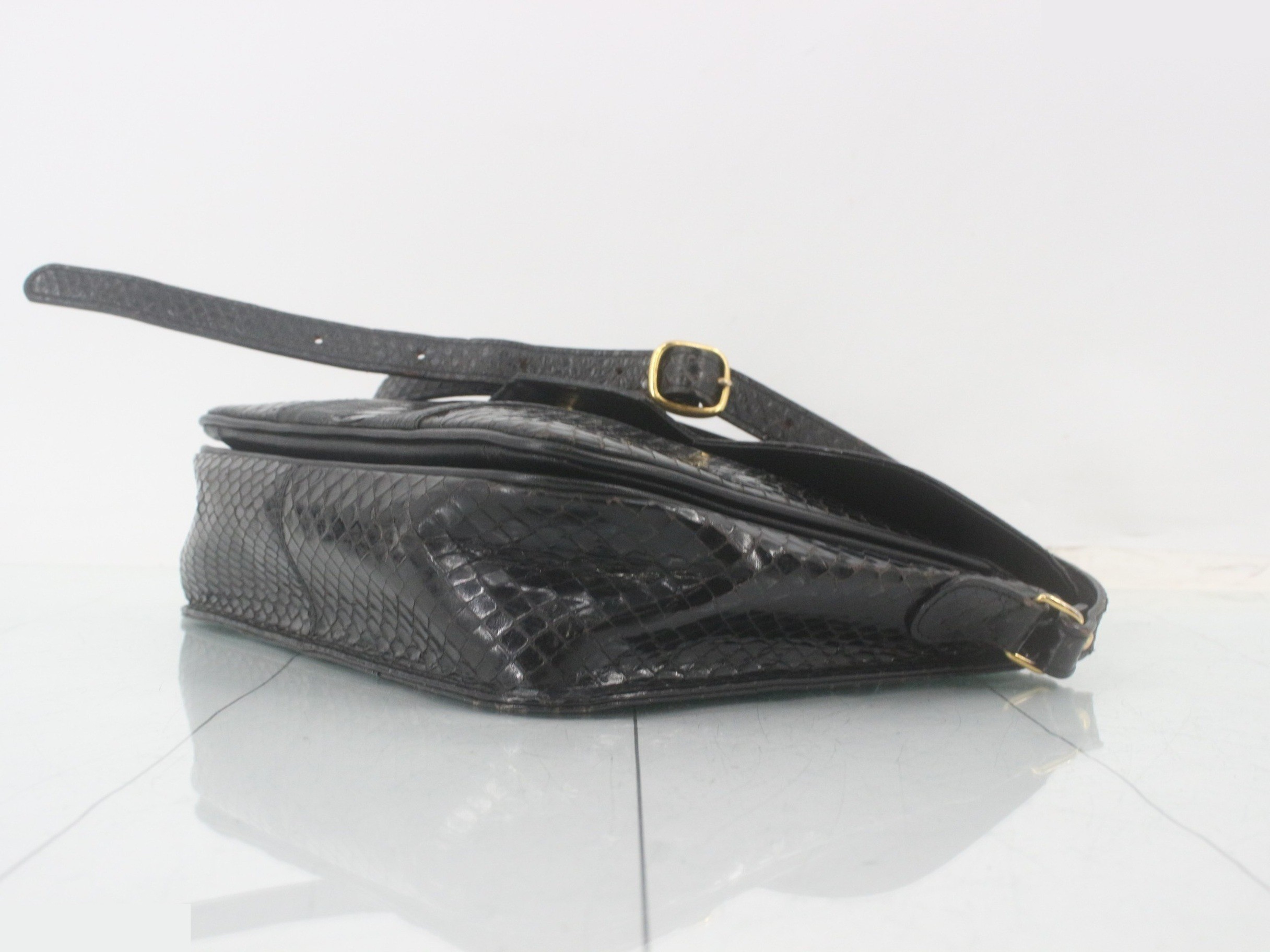 Crocodile leather, black — view 6