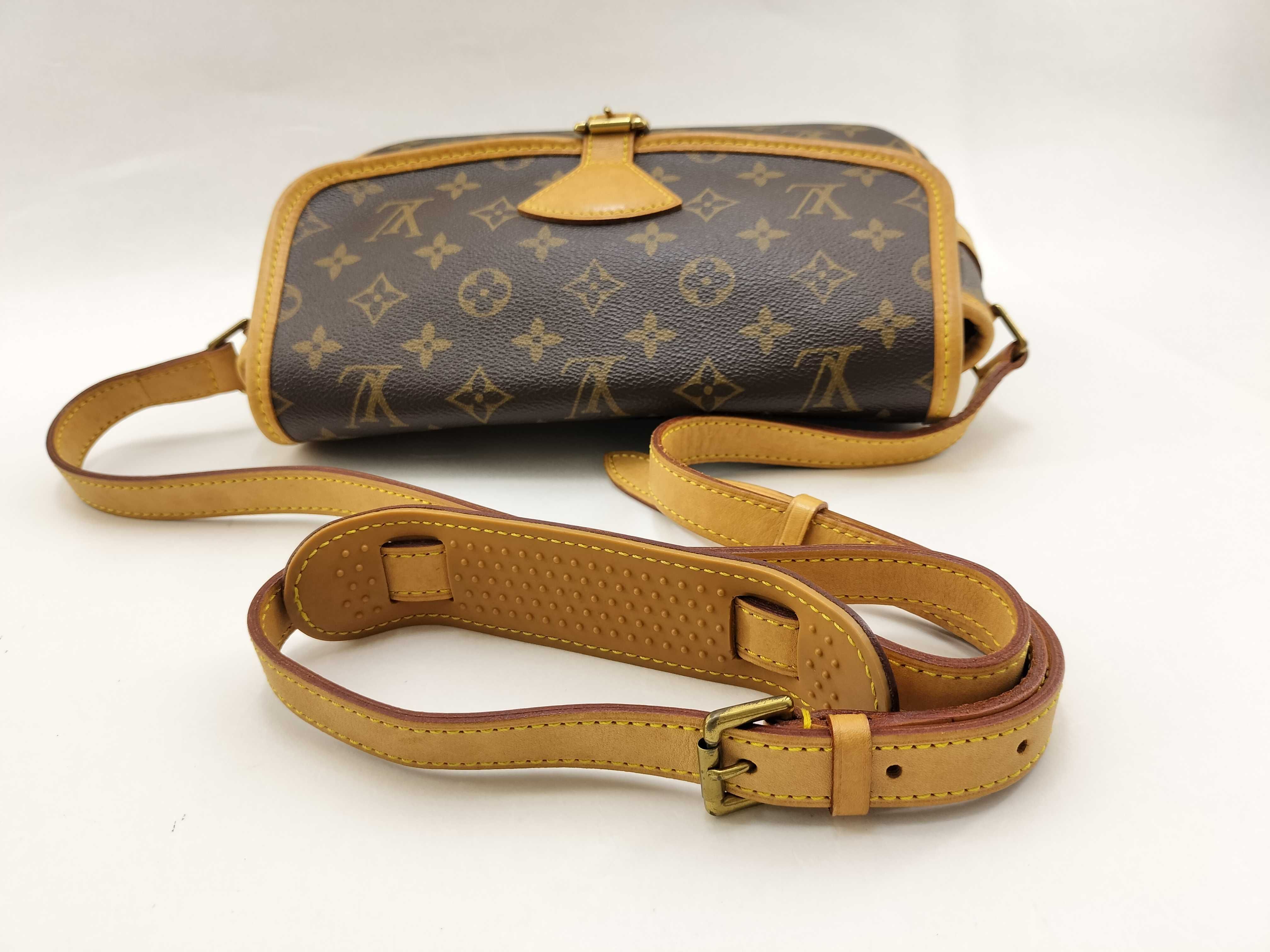 Monogram Sologne M42250 VI0036 Shoulder Bag with Dust Bag — view 8