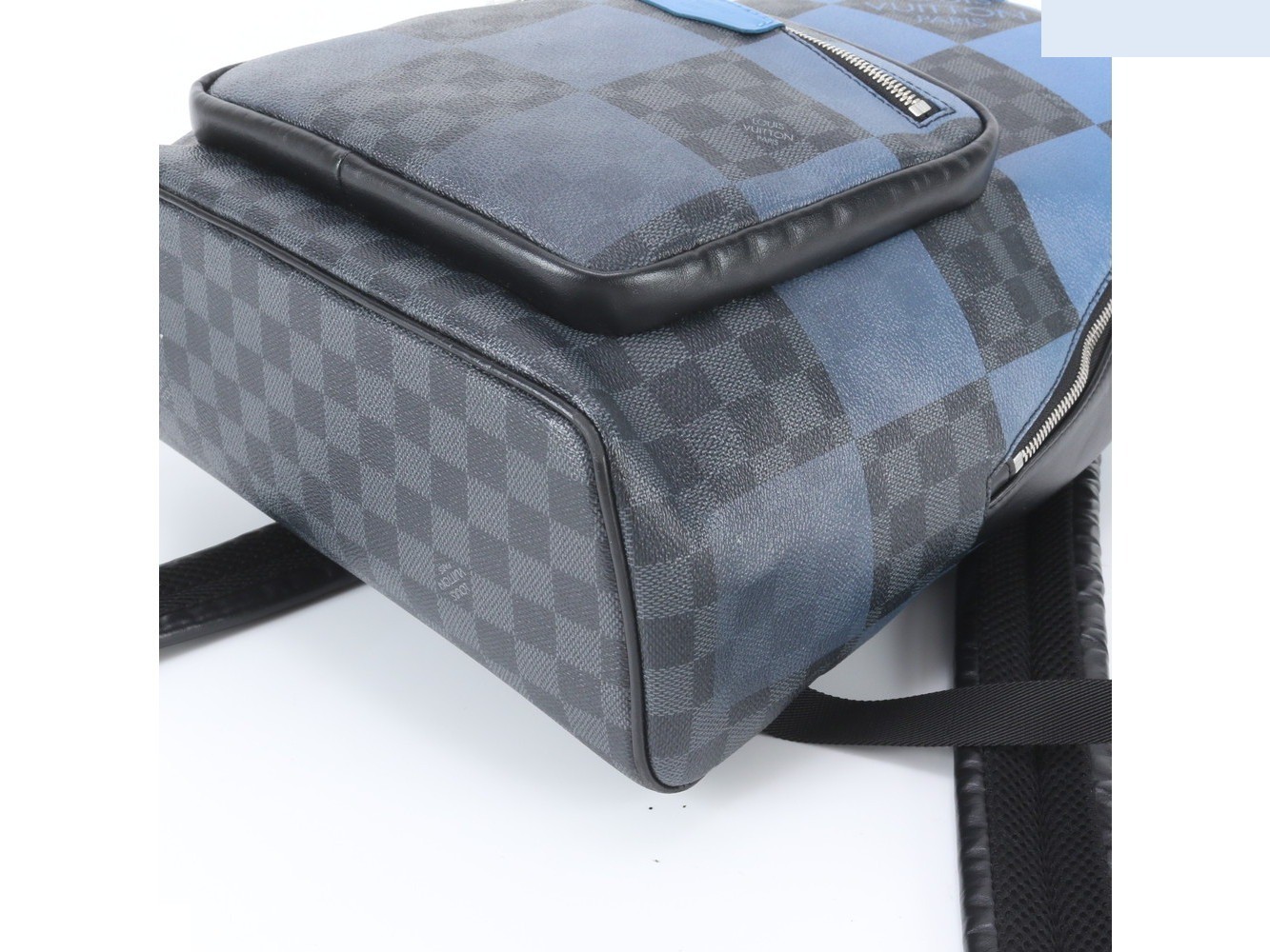 RFID-equipped Damier Graphite Giant Josh NV N40402 — view 4