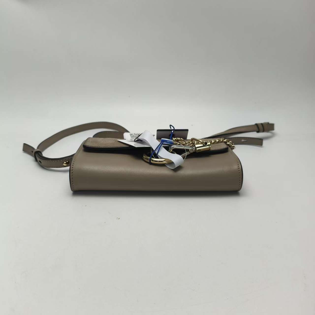 【*Shipped from: China*】Chloe Faye Leather Shoulder Bag — view 5