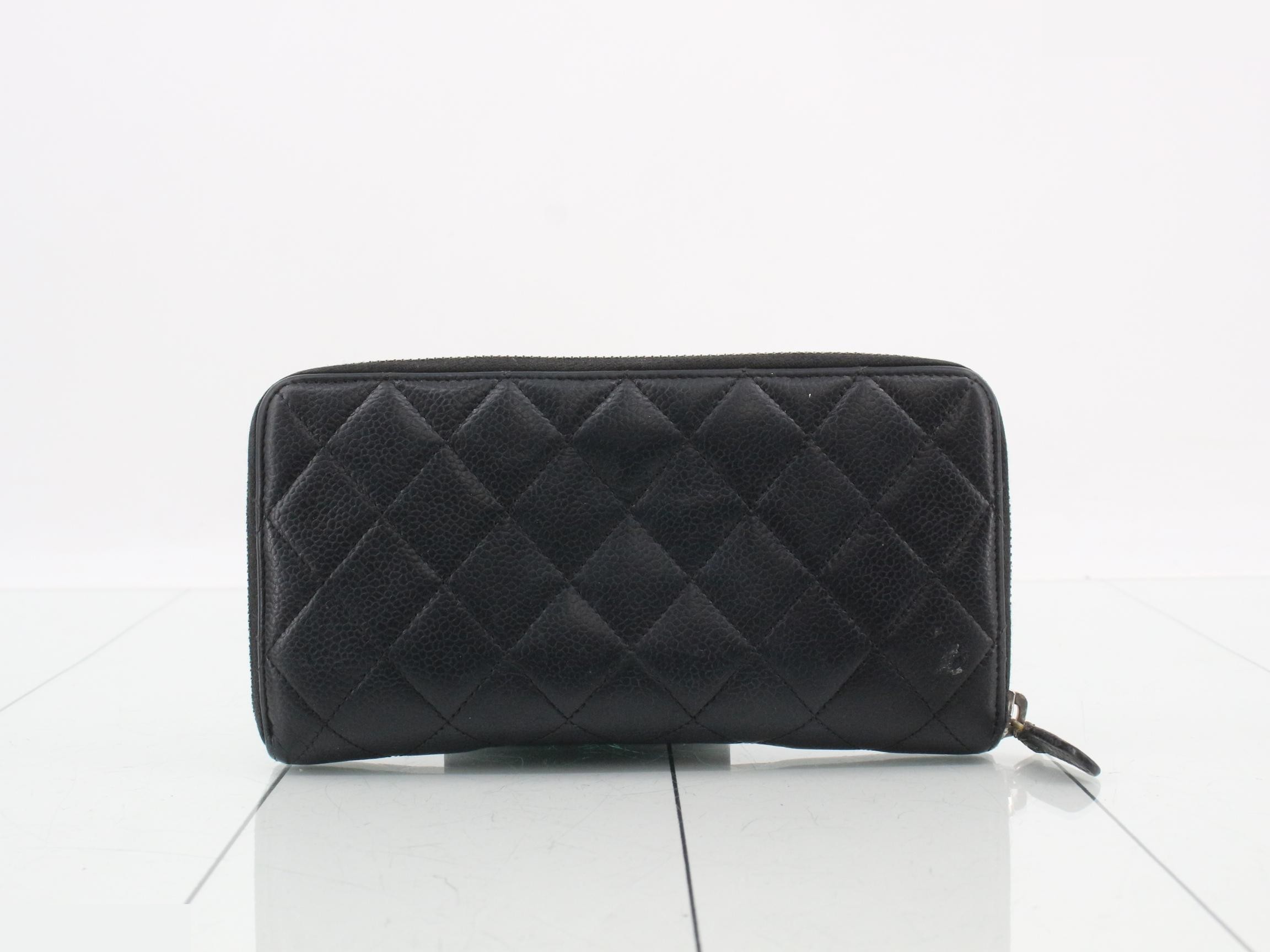 Caviar leather long wallet, Matelassé style. — view 2