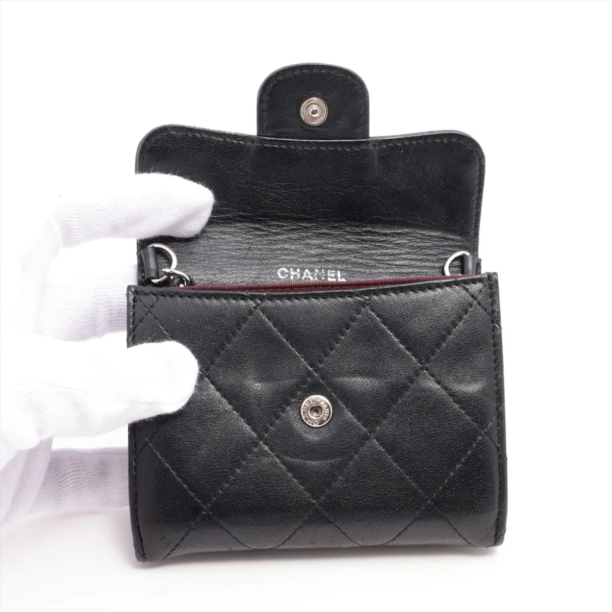 Matelasse Lambskin Chain Wallet Black Silver Hardware 14281416 — view 3