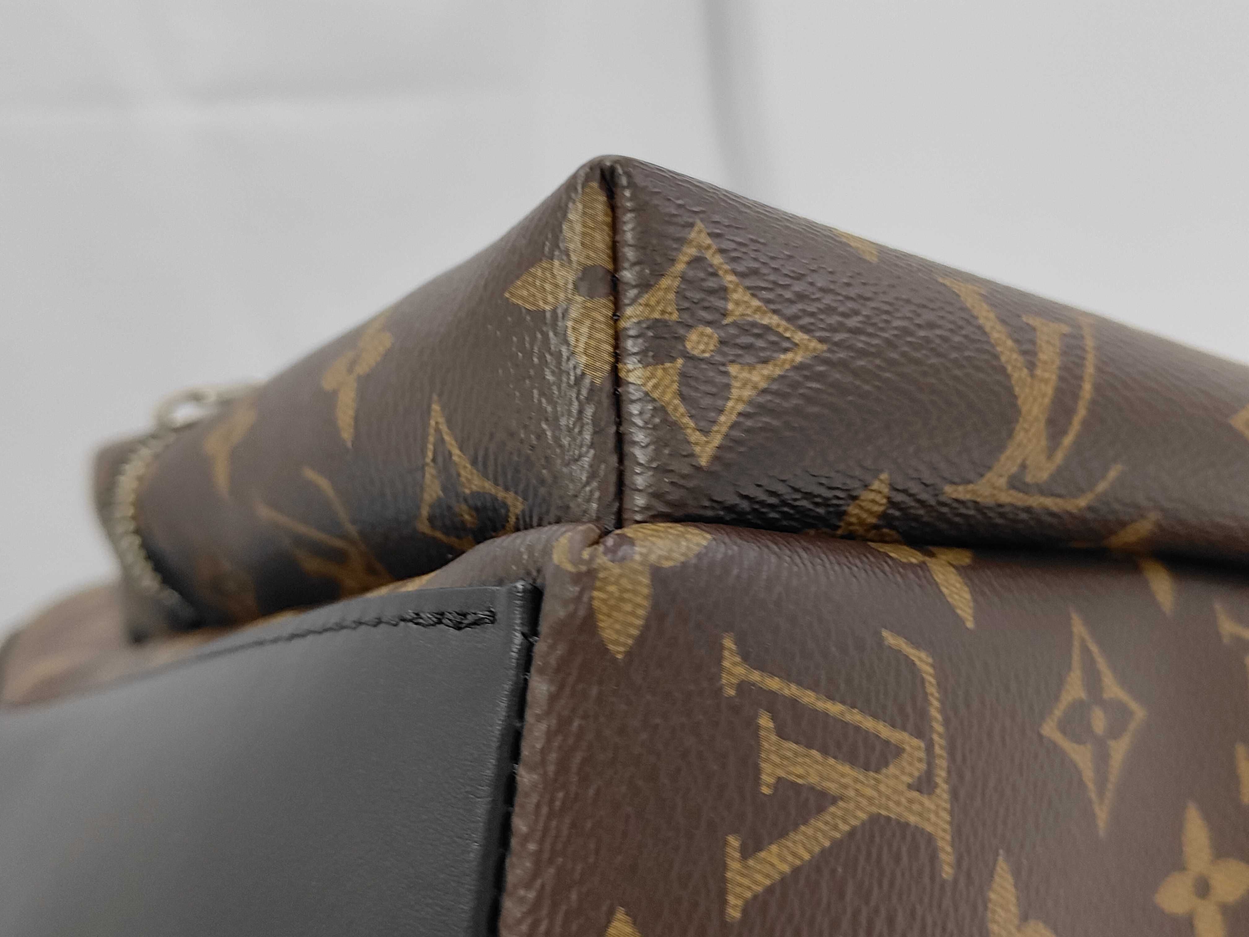 LV/Palm Springs Backpack MM/M44874/PL0240/Monogram Backpack — view 8