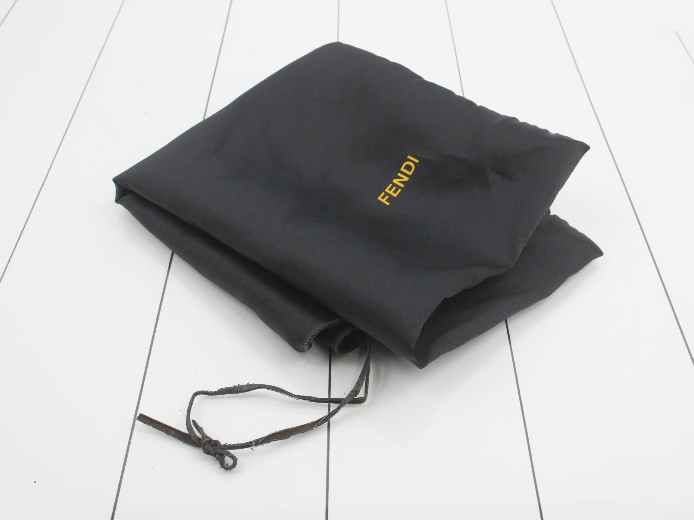 ZUCCA Mamma Bucket Shoulder Bag — view 7