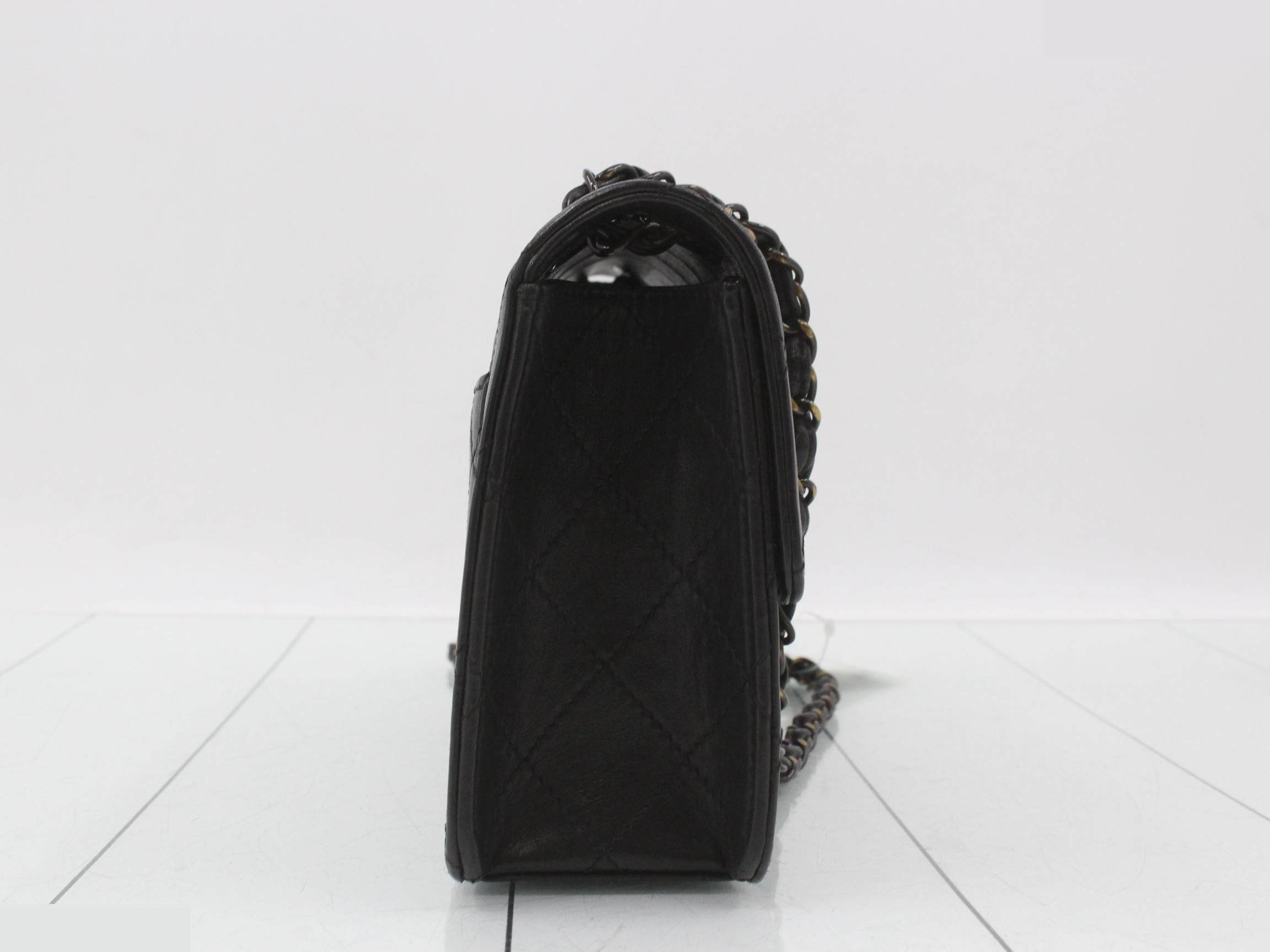 Matelassé Chain Shoulder Bag, Black — view 4