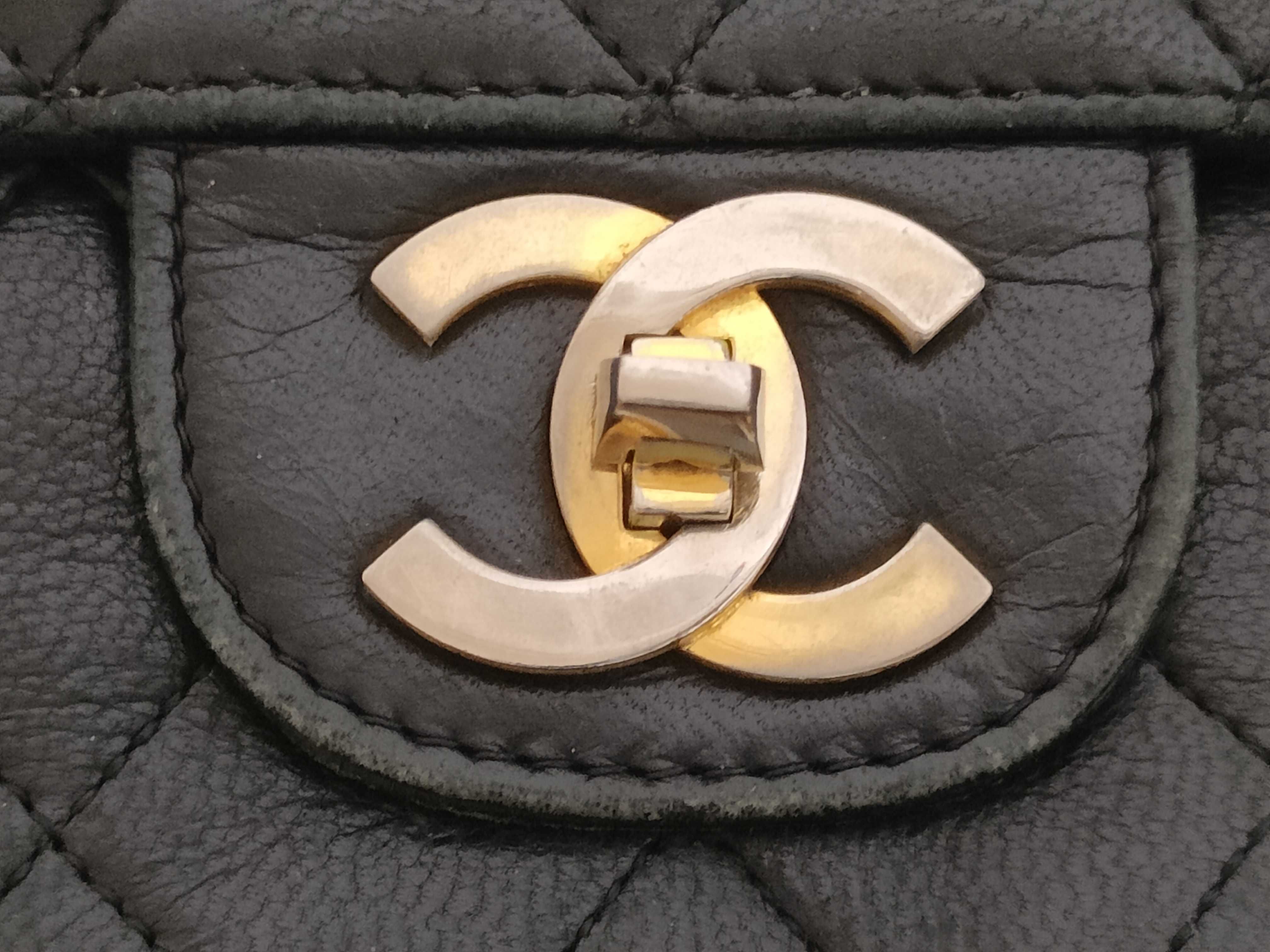 Old Chain Double Flare Matelassé Handbag — view 13