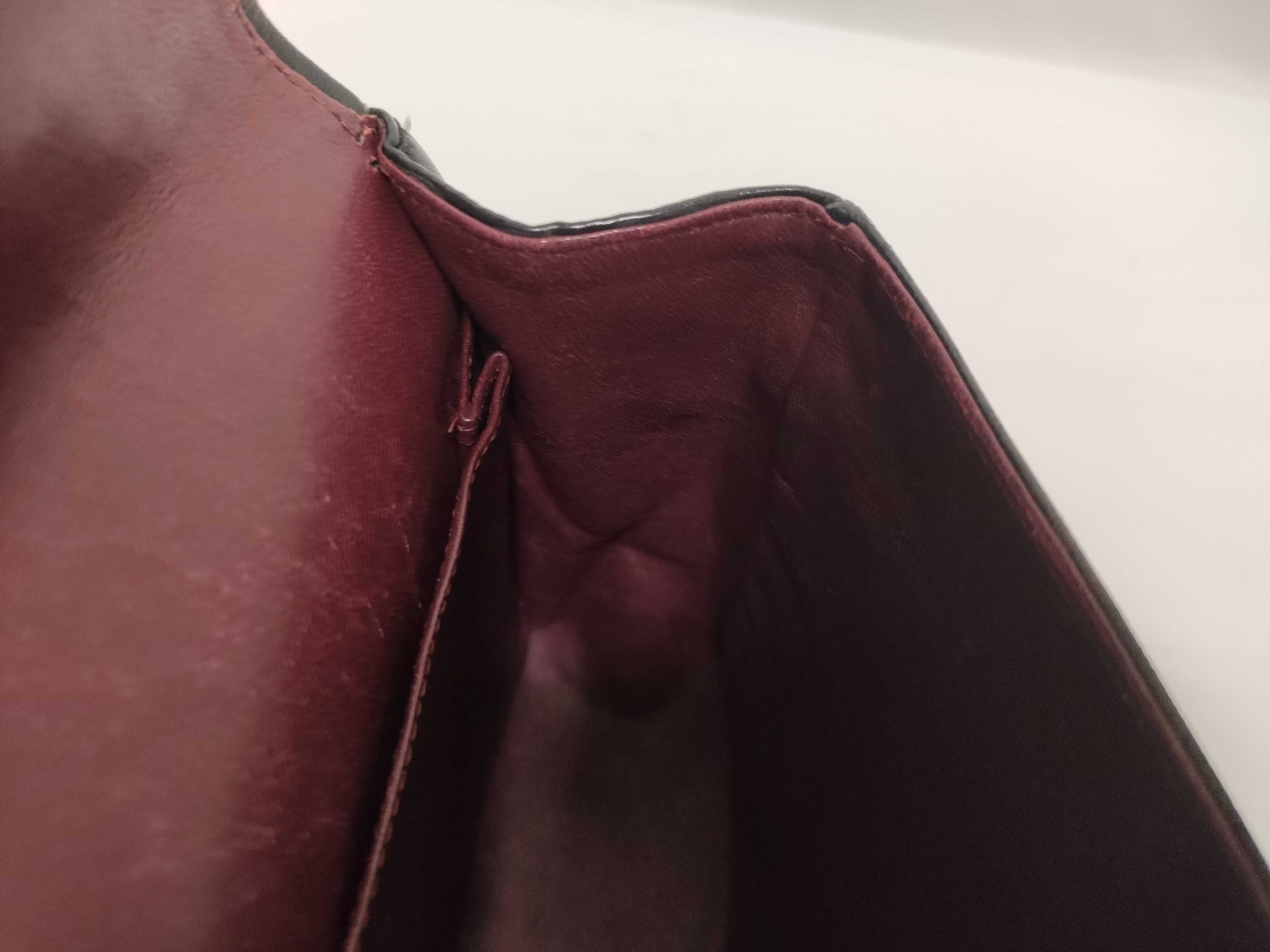 Old Chain Double Flare Matelassé Handbag — view 9