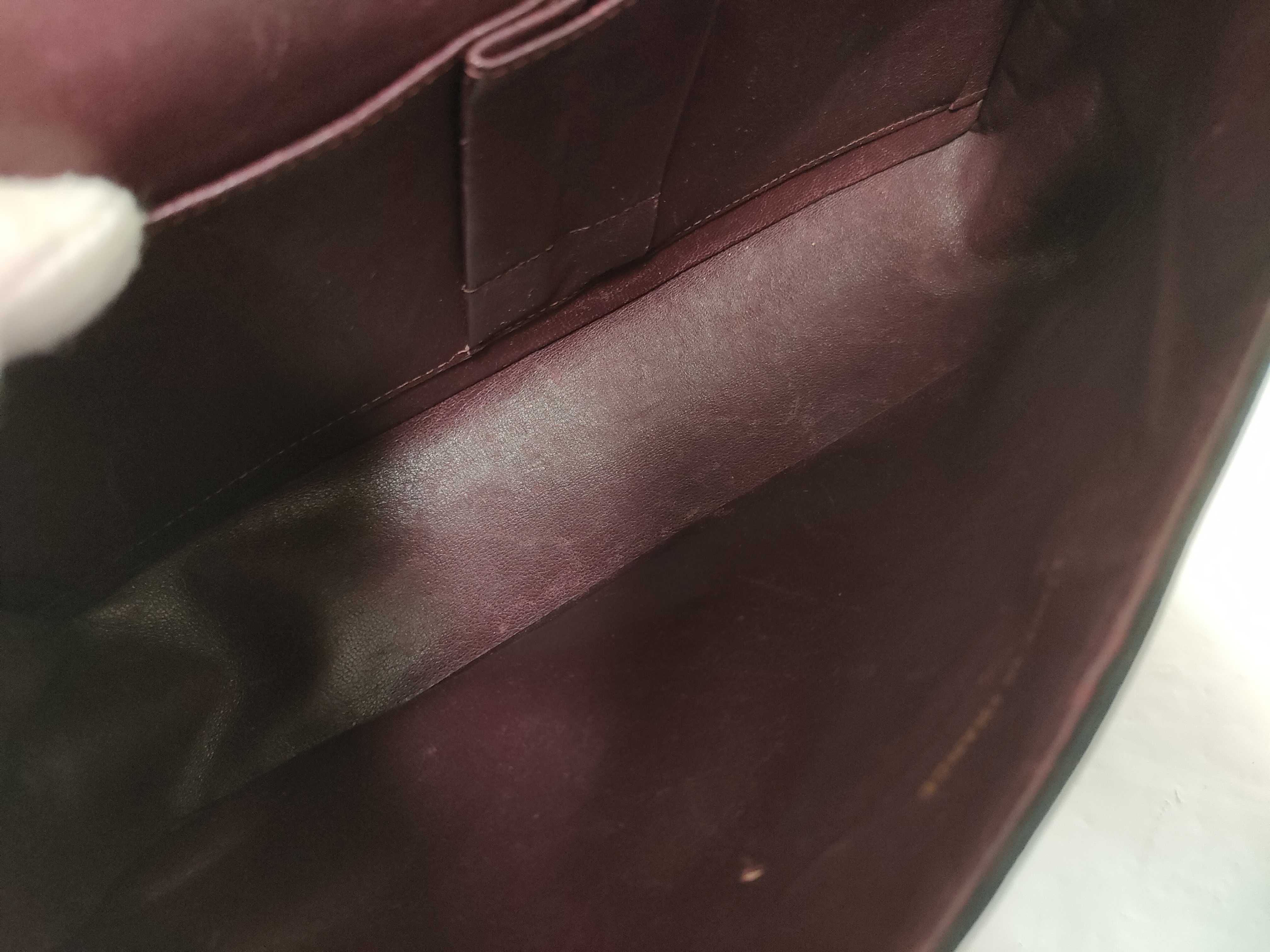 Old Chain Double Flare Matelassé Handbag — view 10