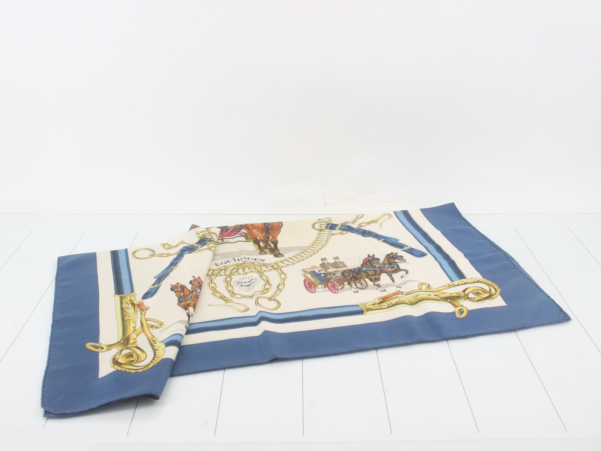 Carre 90 Carriage Motif Scarf — view 3