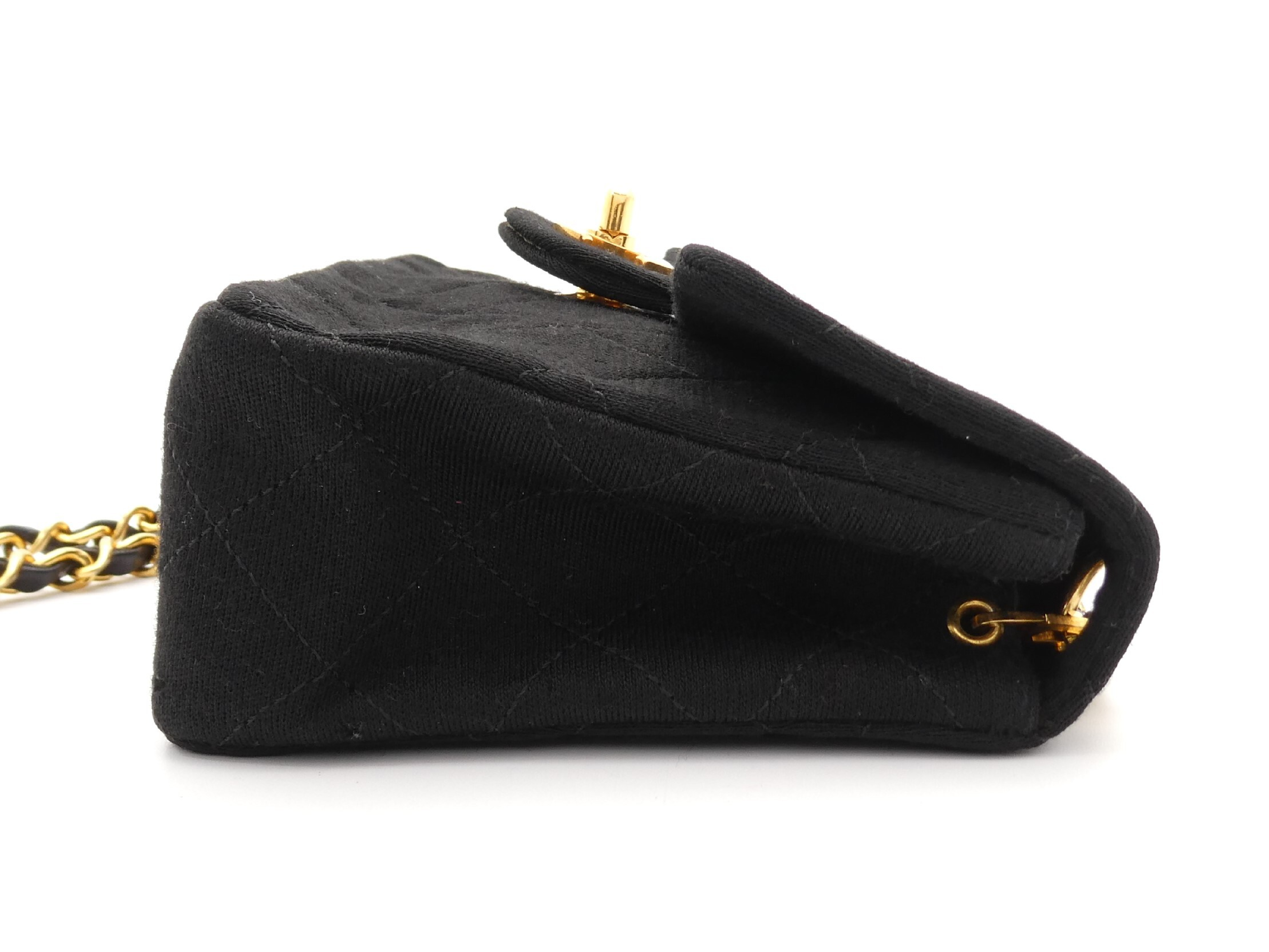Matelassé Cotton Coco Mark Turnlock Chain Shoulder Bag — view 4