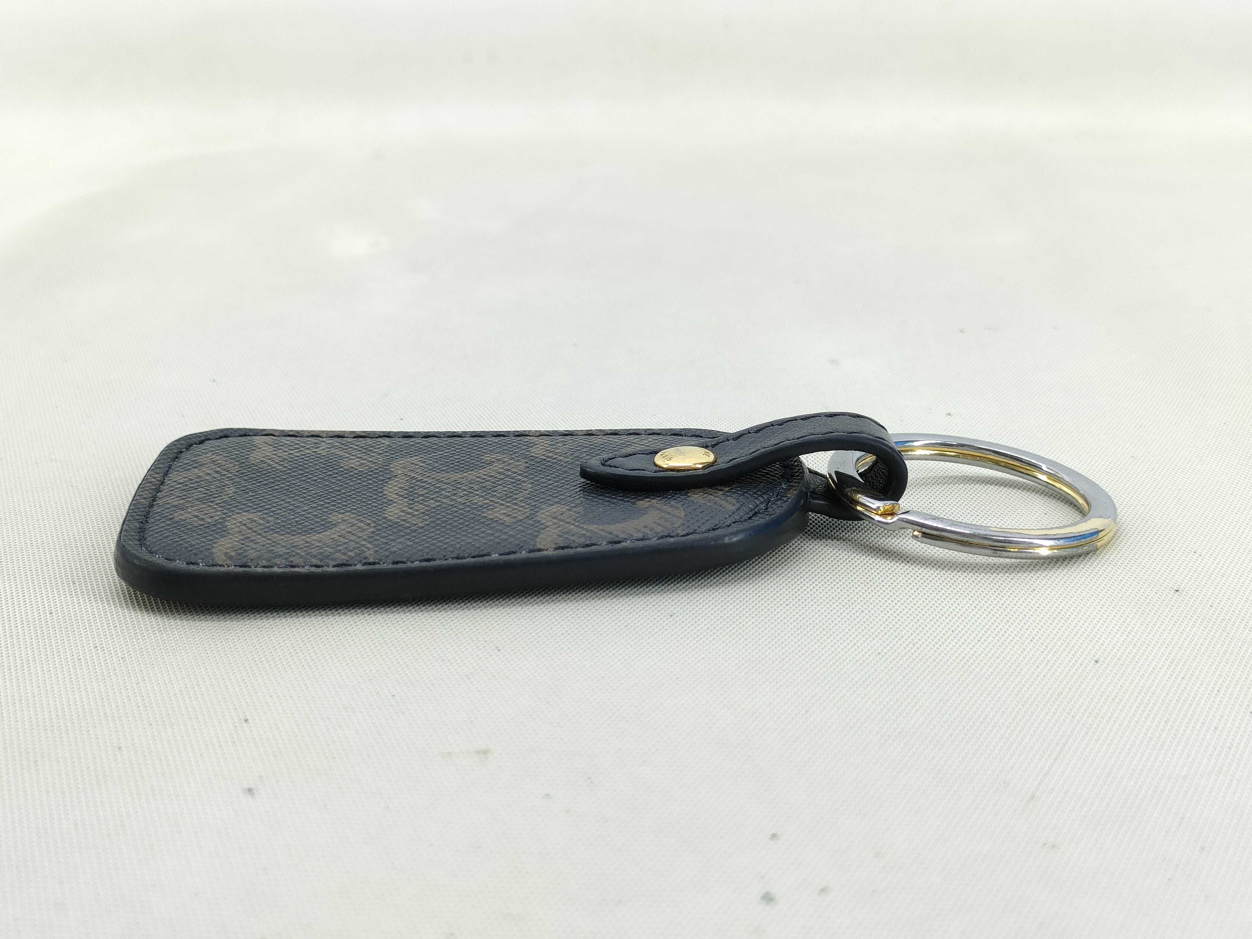 Triomphe Keychain, PVC x Metal, Black x Brown, Key Case/Keychain — view 3