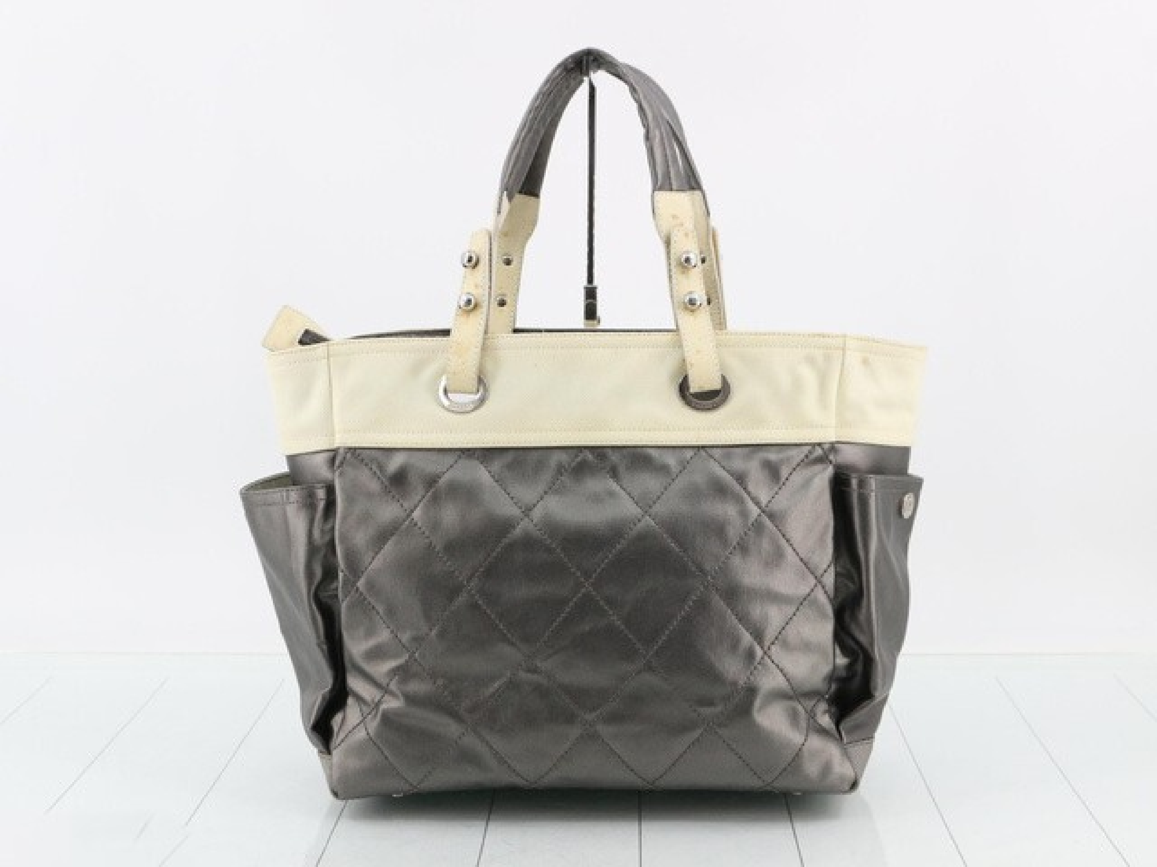 Paris Biarritz Tote Bag with Pouch, Card, and Sticker (Serial Number 11) — view 2