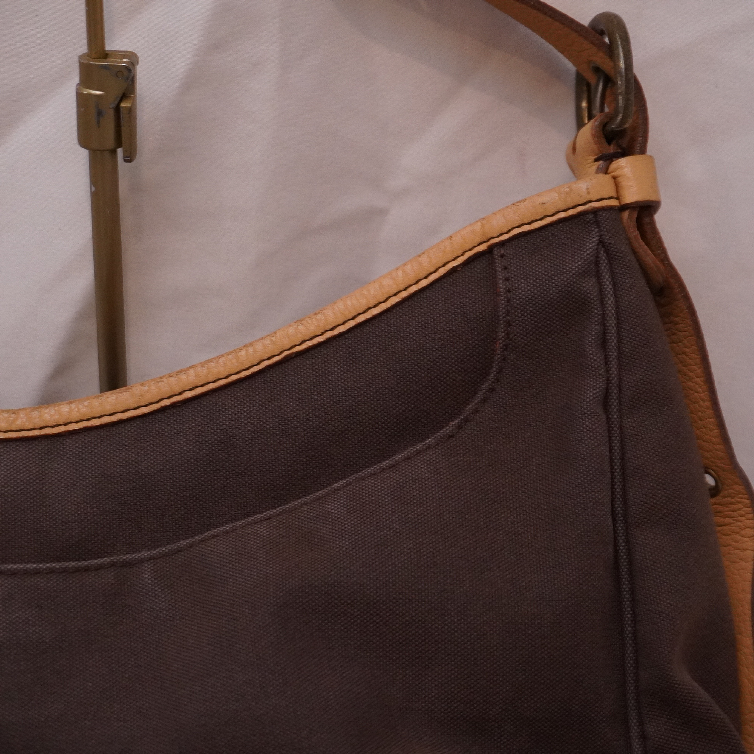 BLUE LABEL Shoulder Bag — view 13